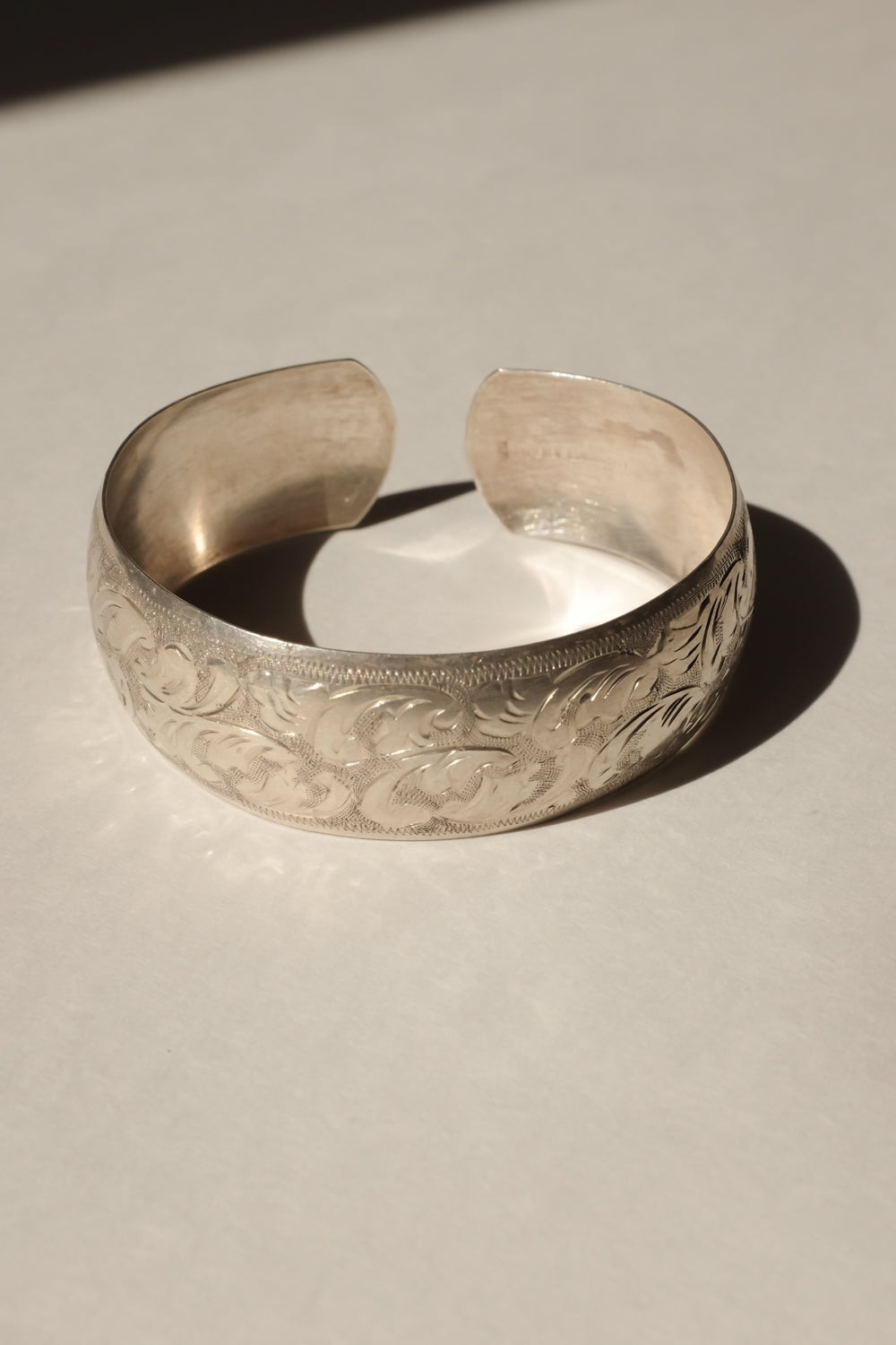 VINTAGE BOLD SILVER FLORAL BRACELET