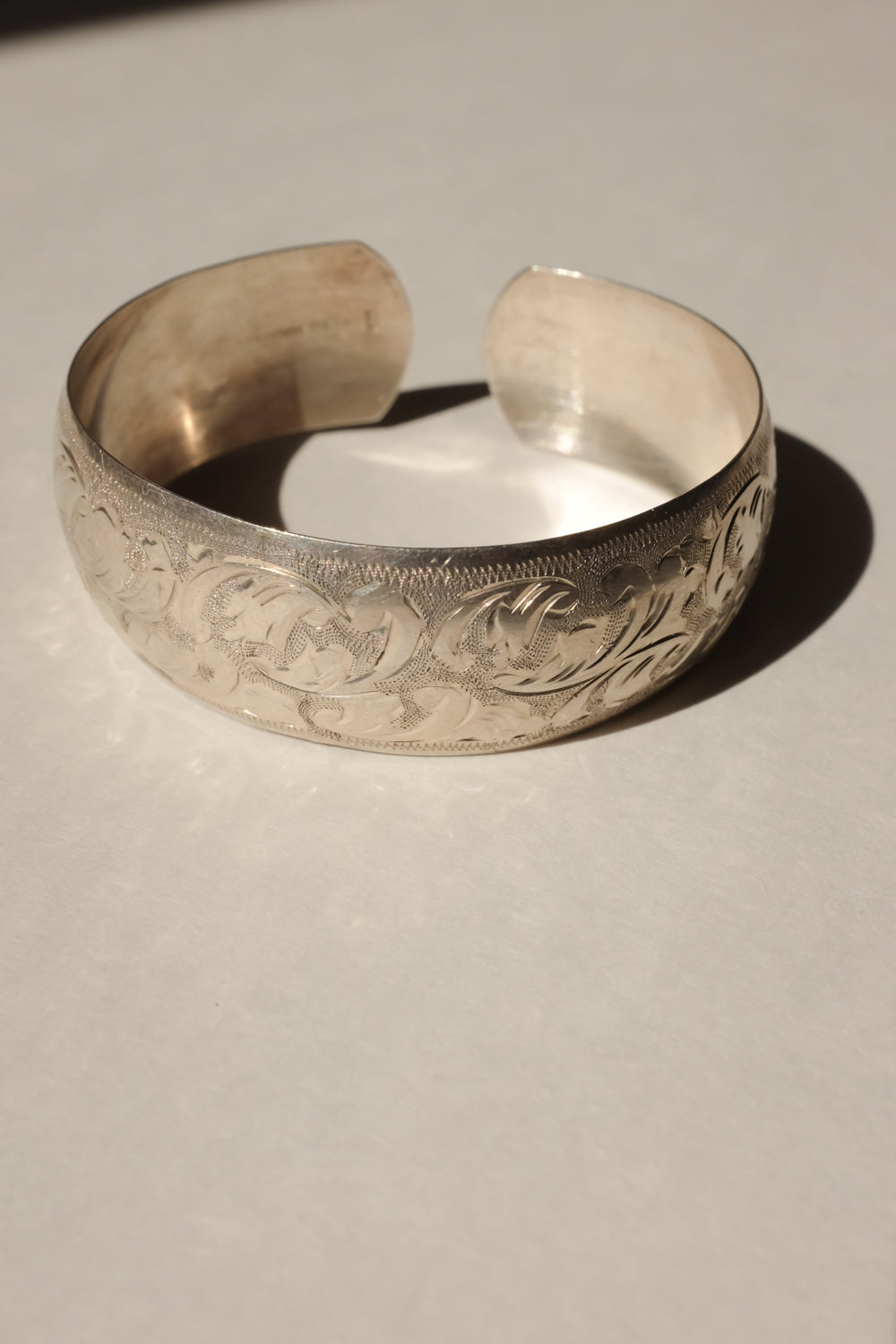 VINTAGE BOLD SILVER FLORAL BRACELET