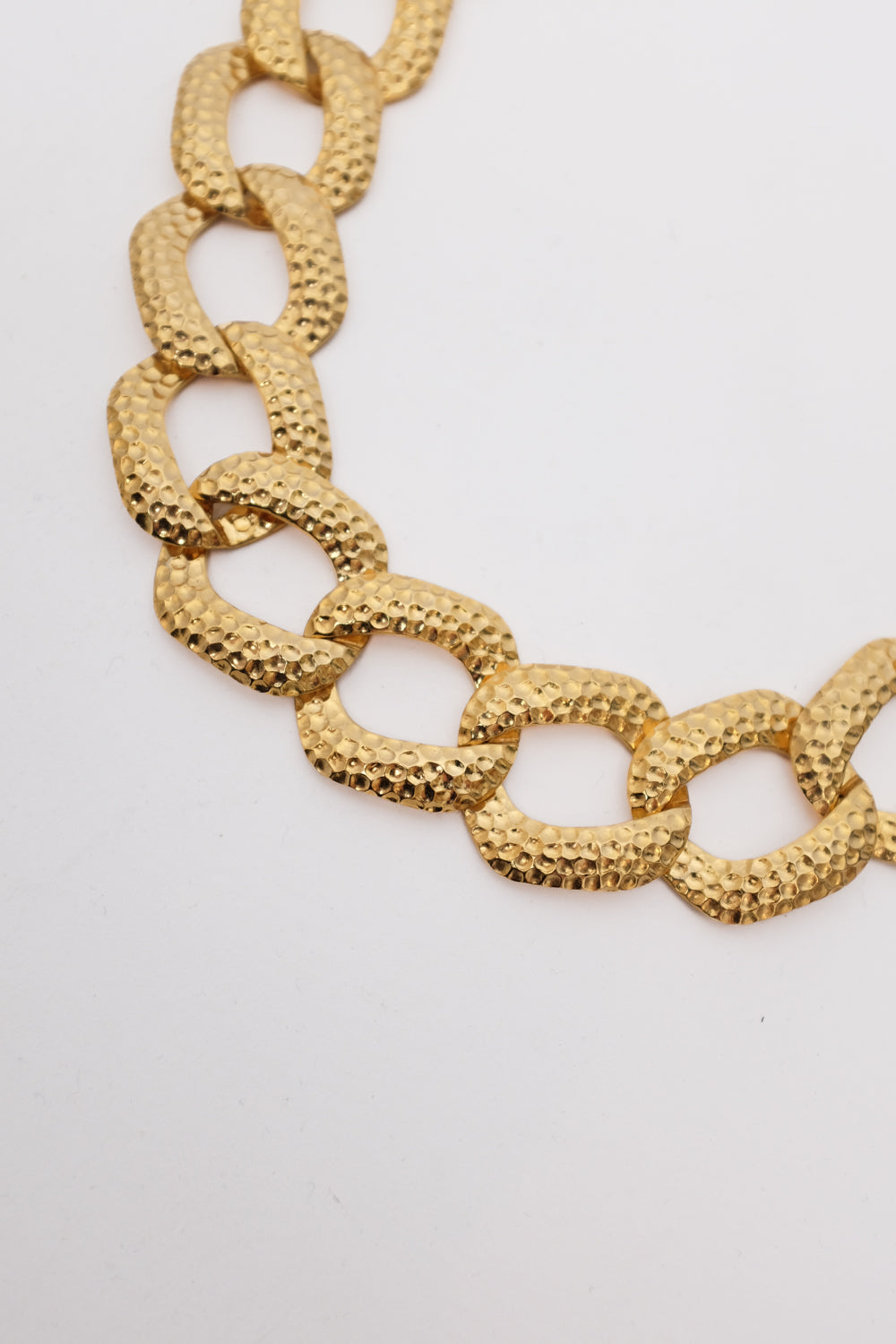 BOLD VINTAGE CHAIN GOLD PLATED NECKLACE