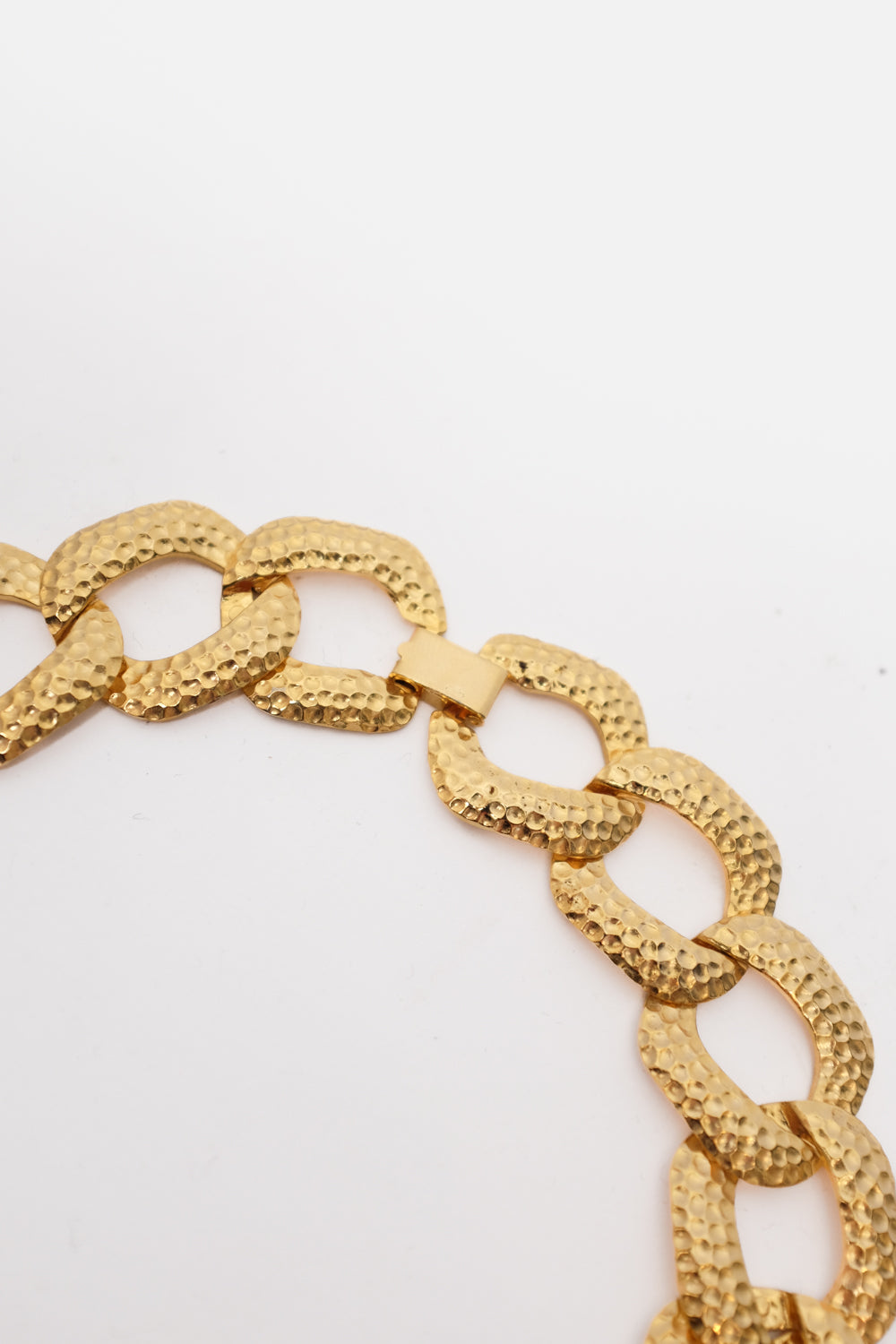 BOLD VINTAGE CHAIN GOLD PLATED NECKLACE