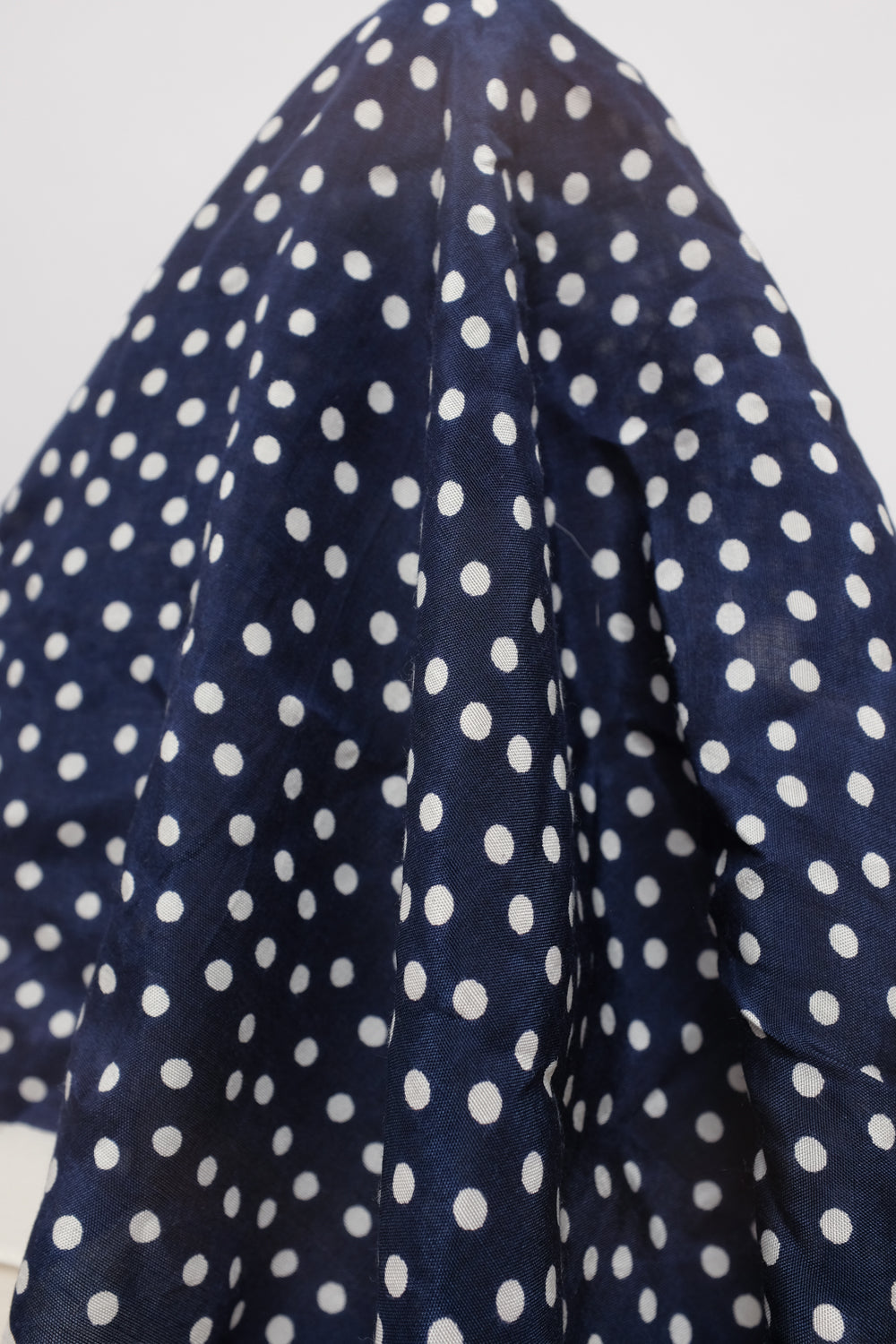 PURE VISCOSE VINTAGE POLKA DOTS SCARF