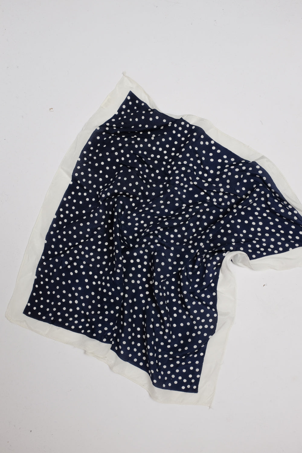 PURE VISCOSE VINTAGE POLKA DOTS SCARF