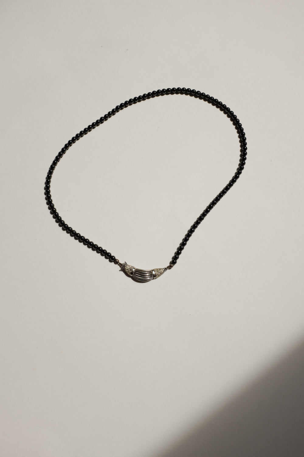 BLACK PEARL VINTAGE STERLING SILVER NECKLACE