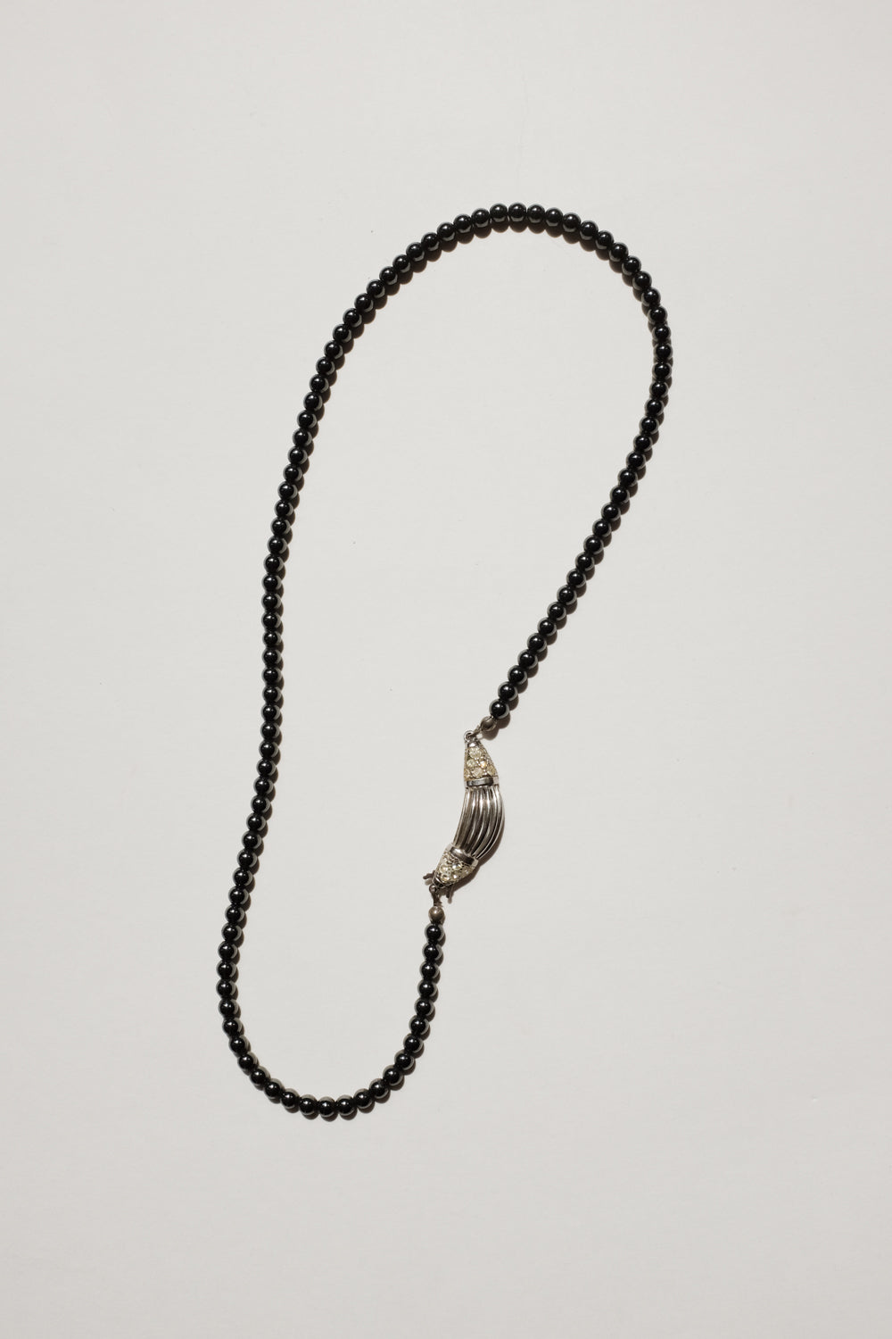BLACK PEARL VINTAGE STERLING SILVER NECKLACE