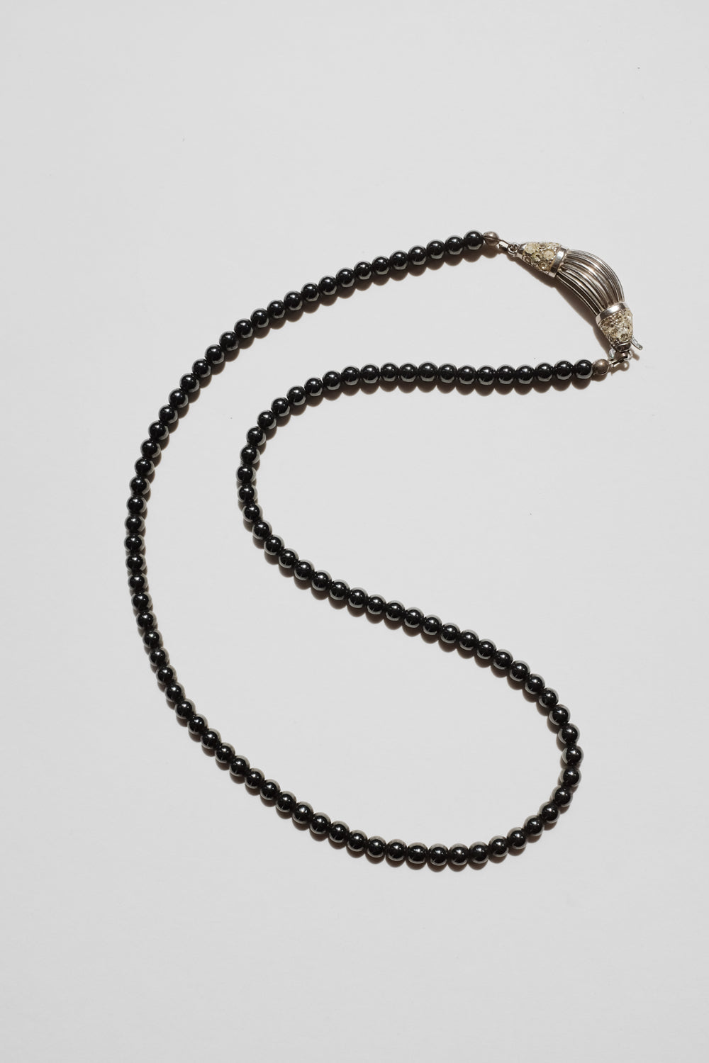 BLACK PEARL VINTAGE STERLING SILVER NECKLACE