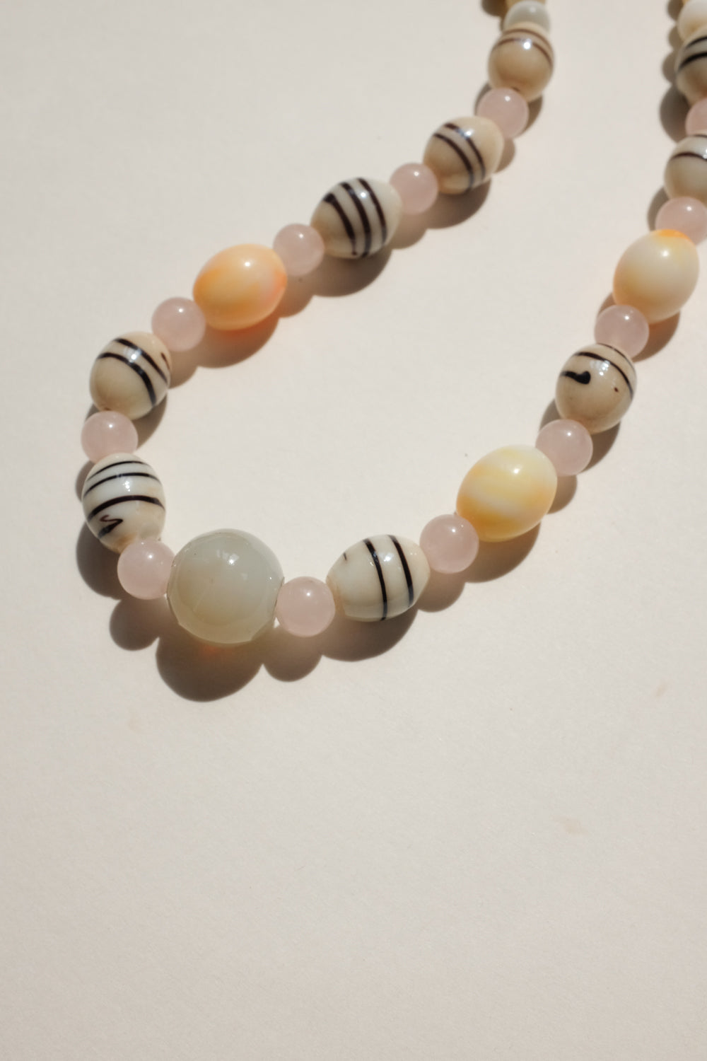 BIG REAL STONE PEARL PASTEL VINTAGE NECKLACE
