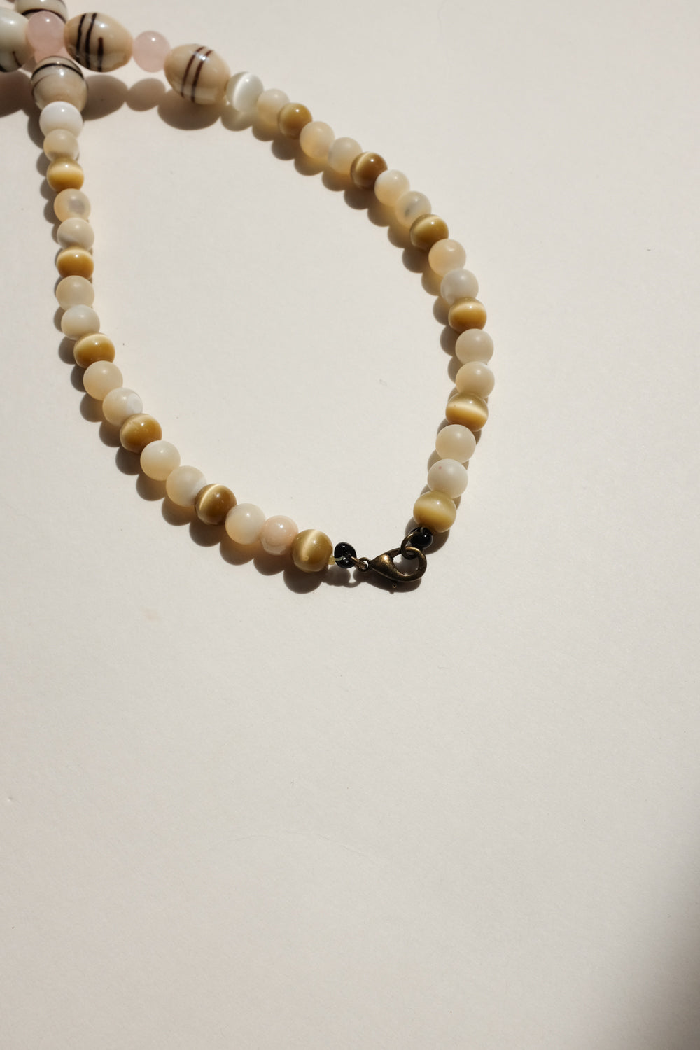 BIG REAL STONE PEARL PASTEL VINTAGE NECKLACE