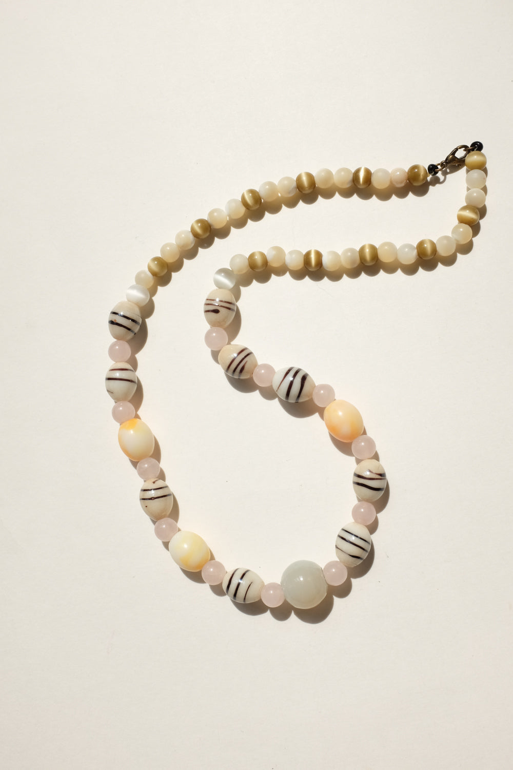 BIG REAL STONE PEARL PASTEL VINTAGE NECKLACE