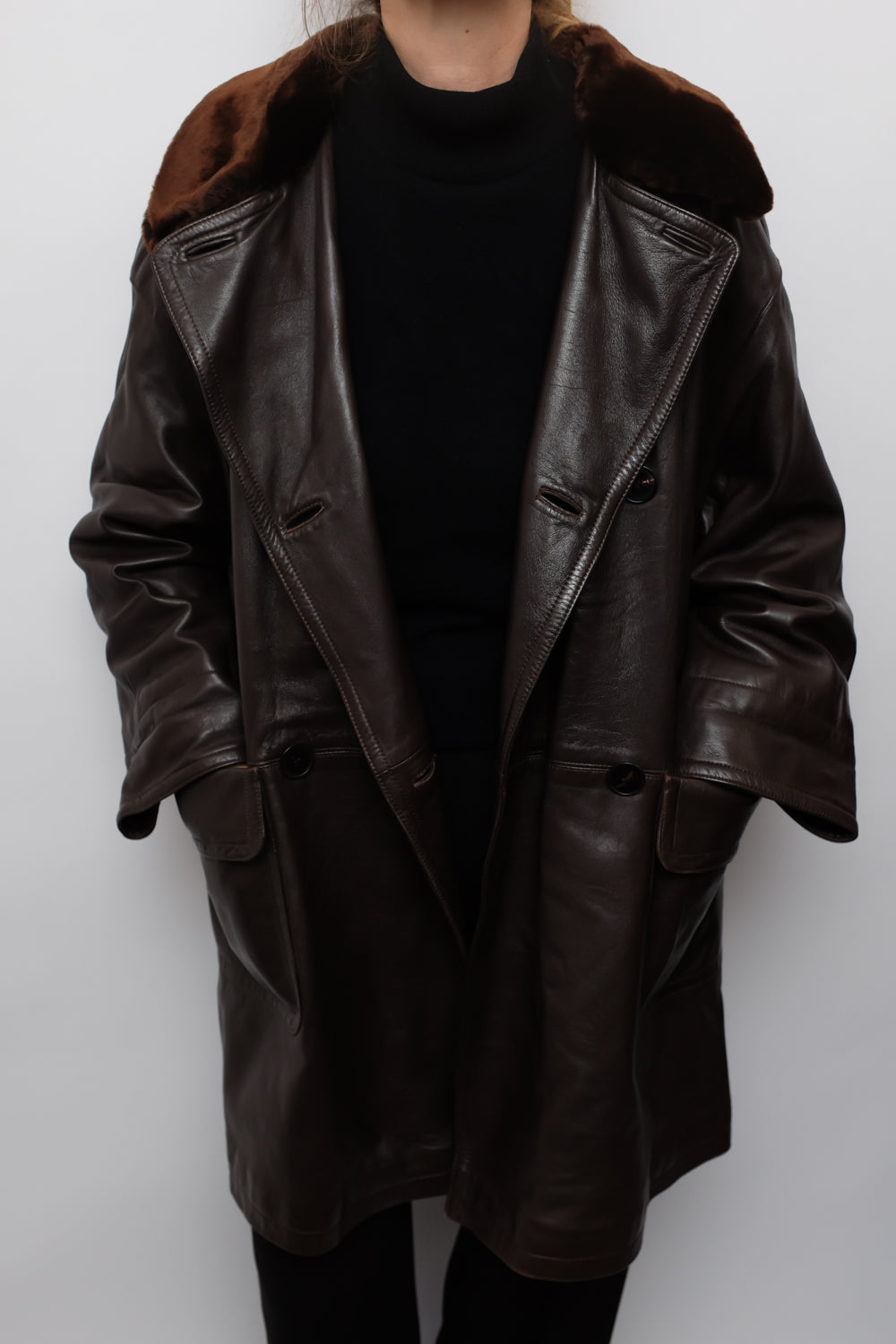 VINTAGE BROWN LEATHER COAT