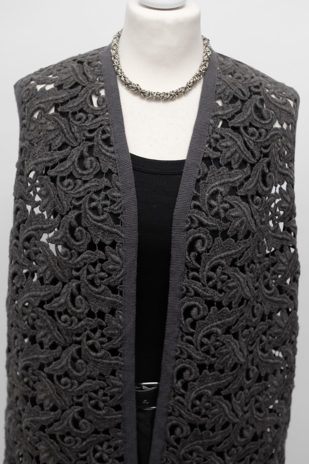 WOOL LACE GREY VINTAGE OVER VEST