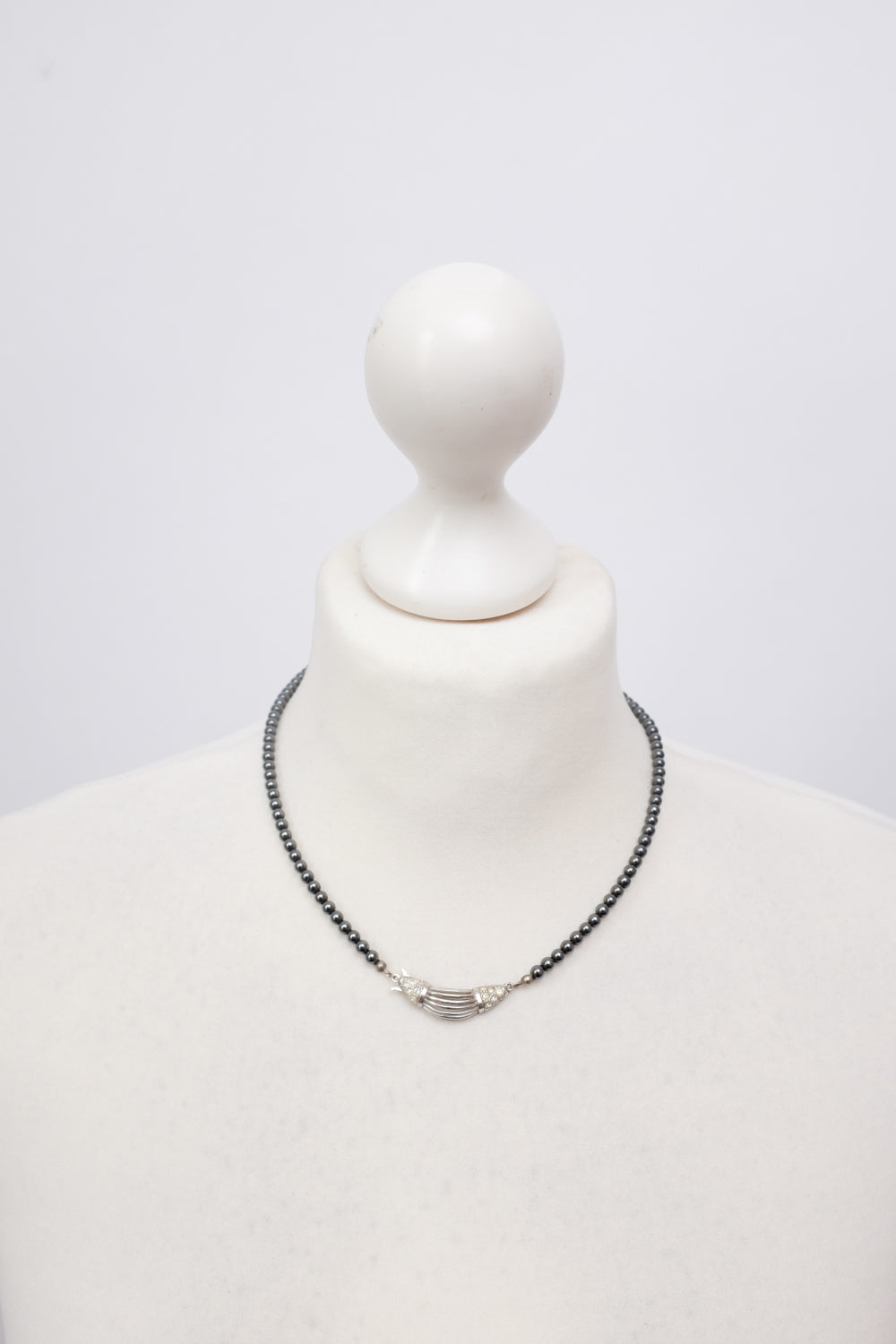 BLACK PEARL VINTAGE STERLING SILVER NECKLACE