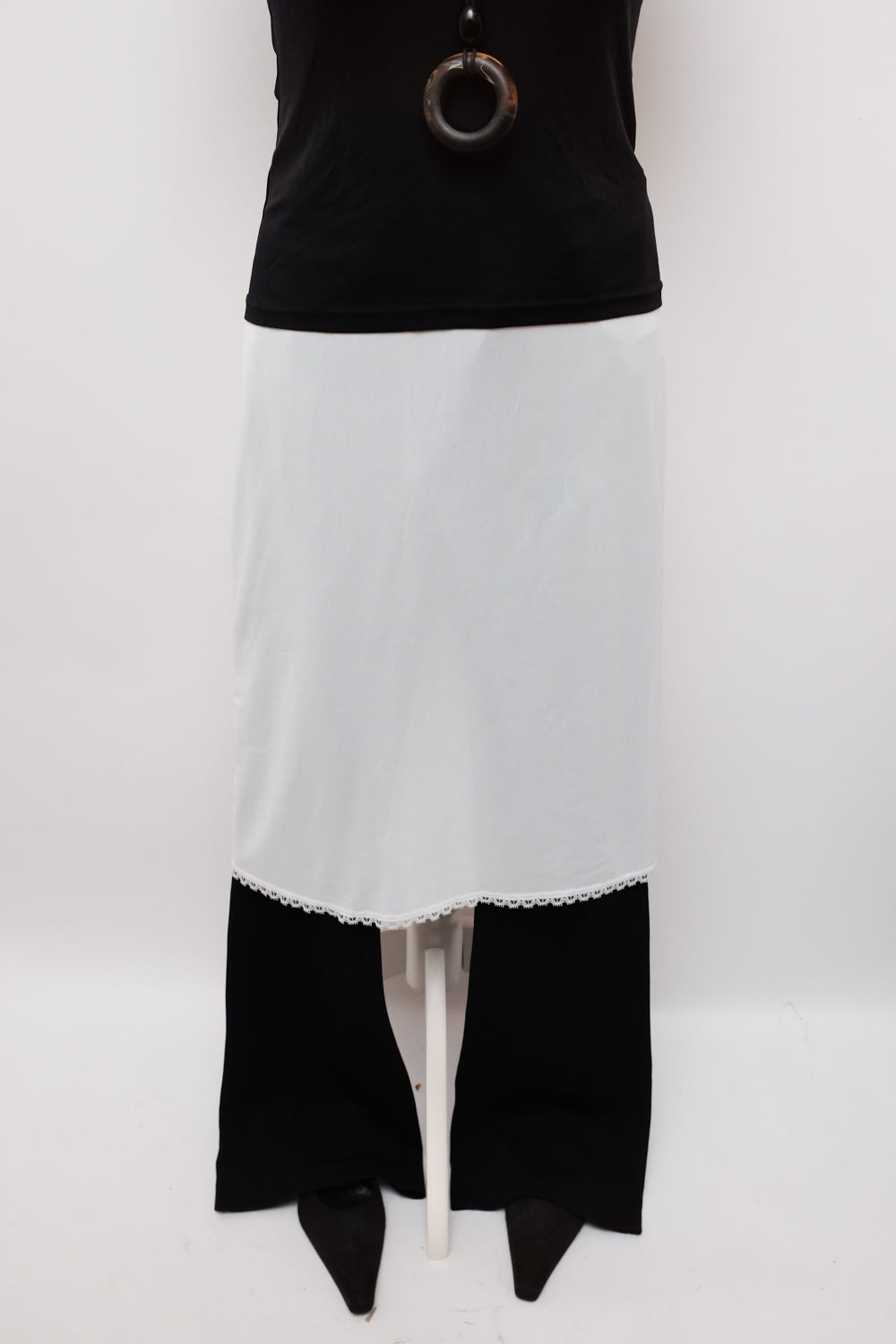WHITE LUCID LACE VINTAGE DRESS