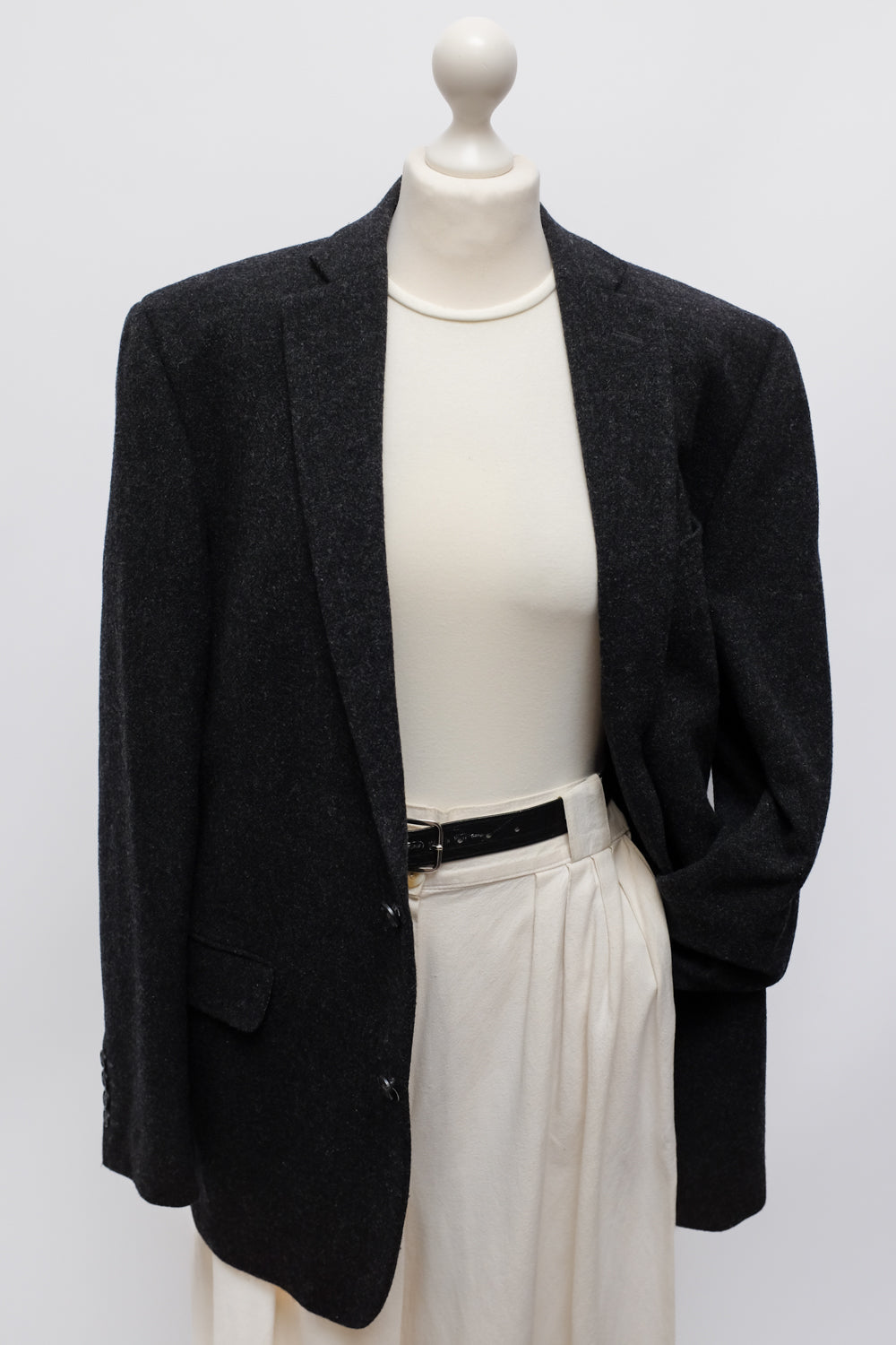 PURE WOOL ANTHRACITE BLACK BLAZER