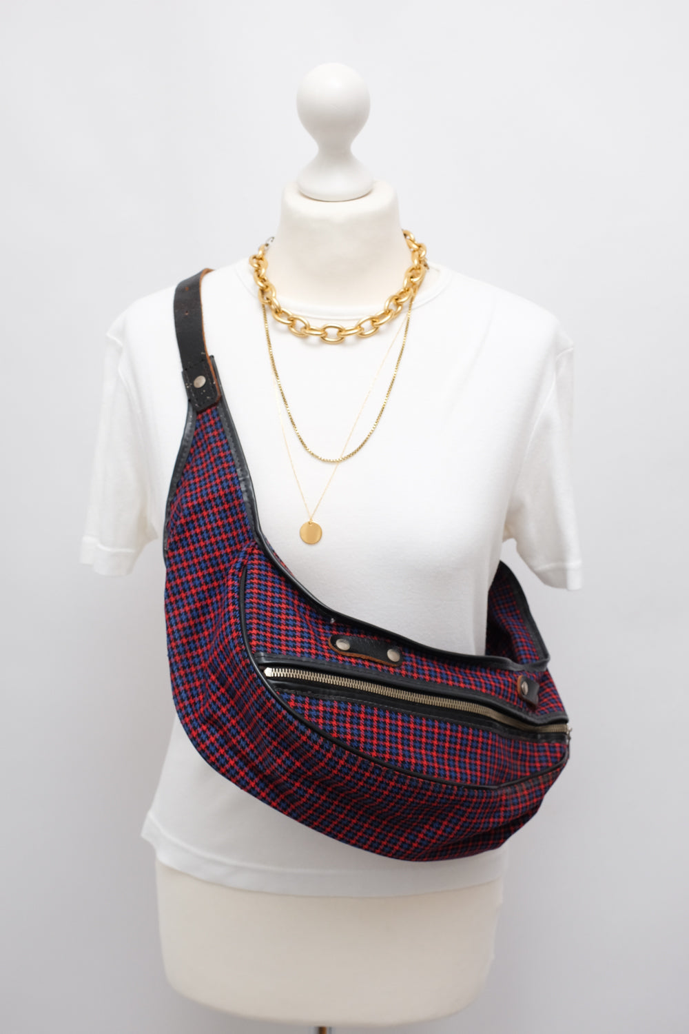 VINTAGE CROSSBODY HIP BAG