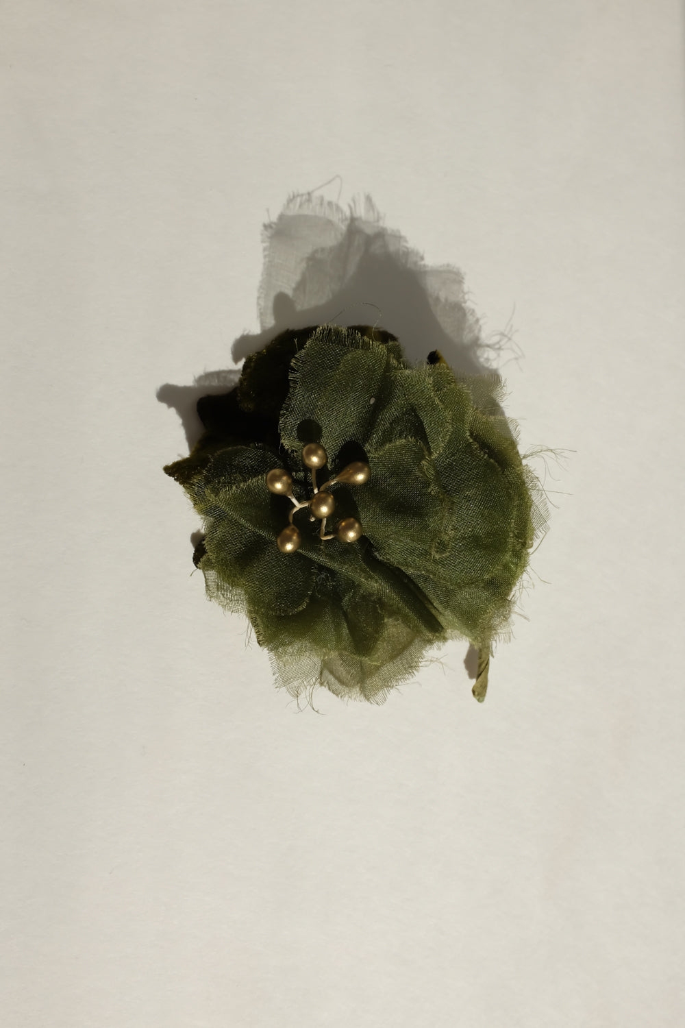 VINTAGE GREEN BLOSSOM BROOCH