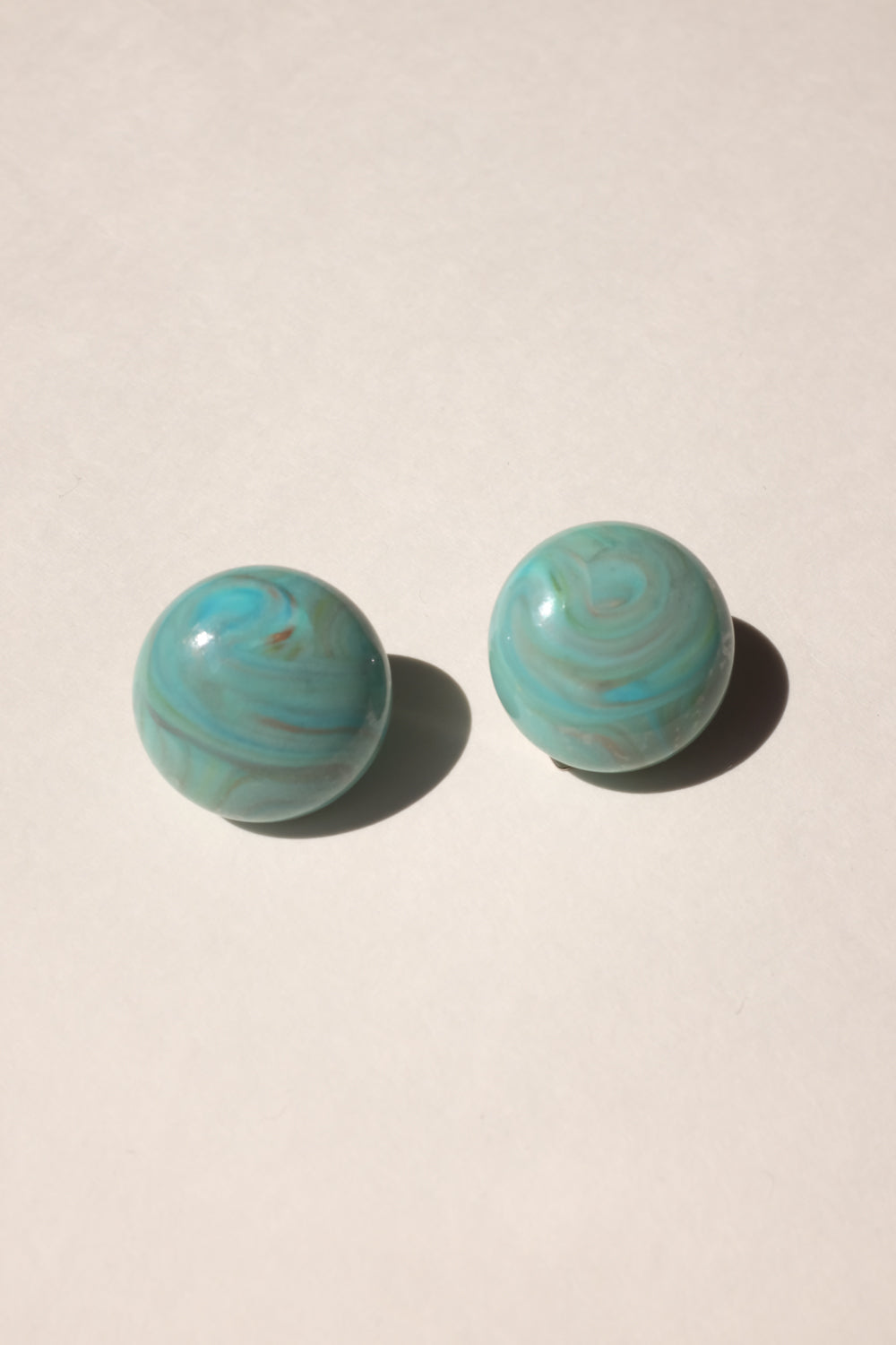 MARBLED VINTAGE BALL EARRINGS