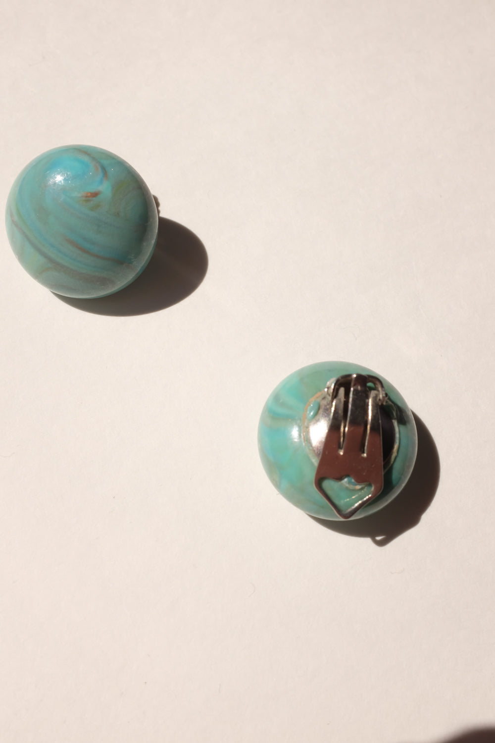 MARBLED VINTAGE BALL EARRINGS