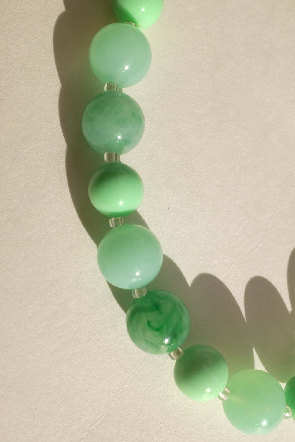 GREEN BIG PEARL VINTAGE NECKLACE