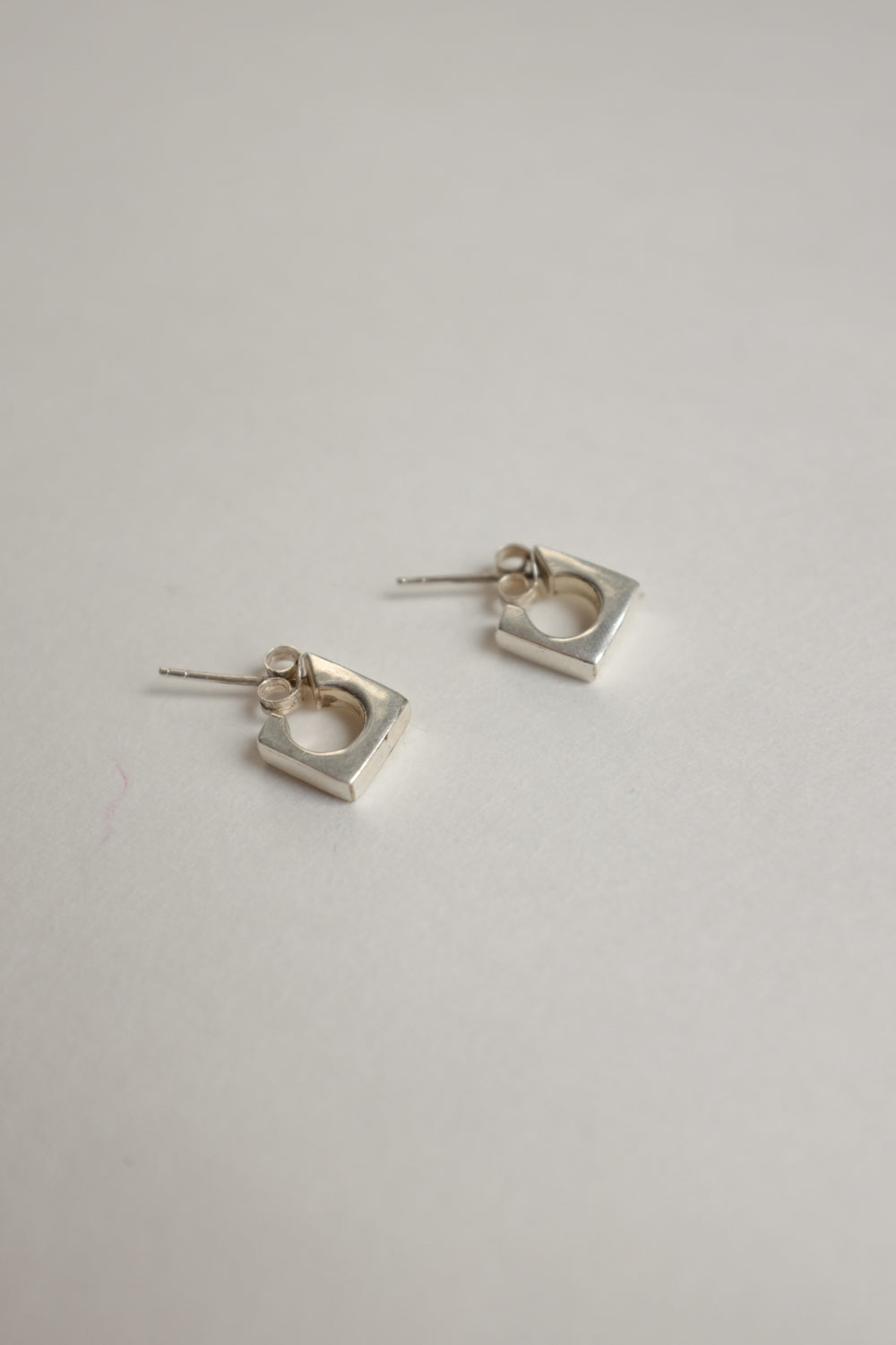 SMALL MINIMAL SILVER 925 HOOP EARRINGS