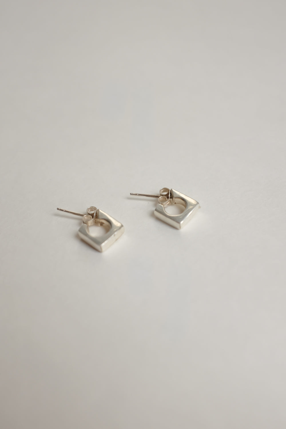 SMALL MINIMAL SILVER 925 HOOP EARRINGS