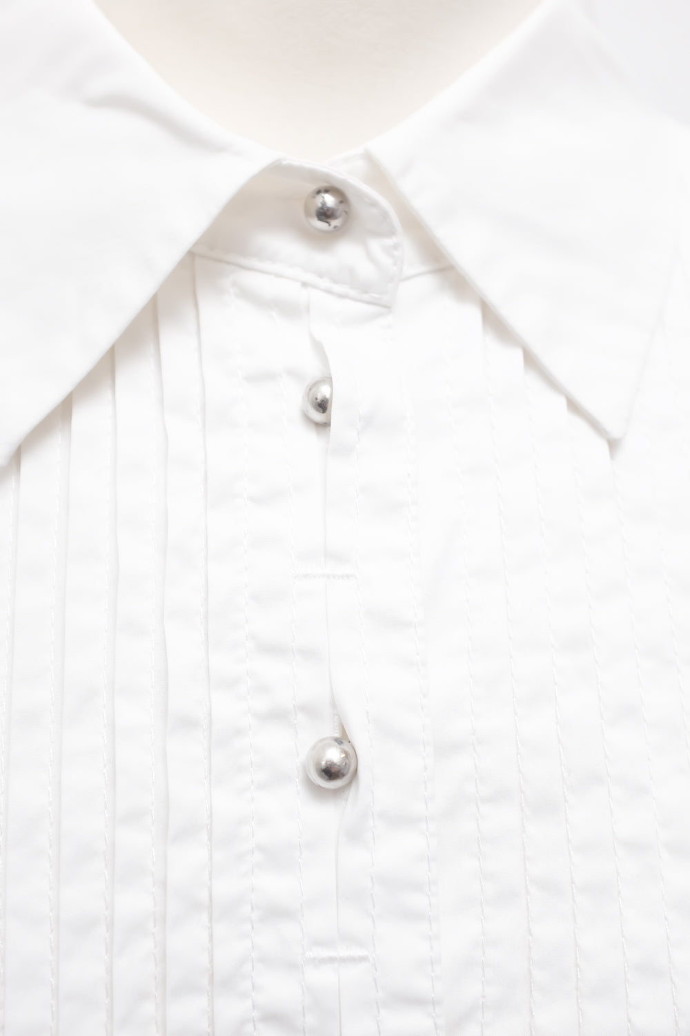 PLEATED STRETCHY WHITE SHIRT