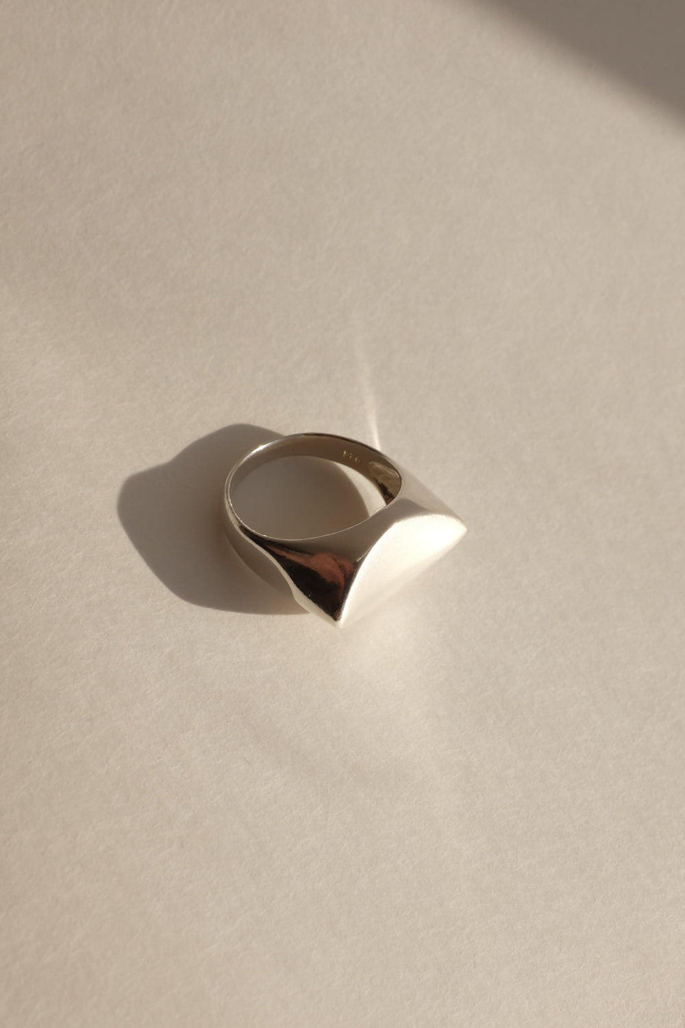 BOLD SIGNET SILVER 925 RING