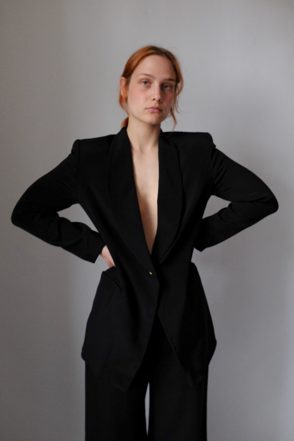 ESCADA PURE SILK BLACK BLAZER