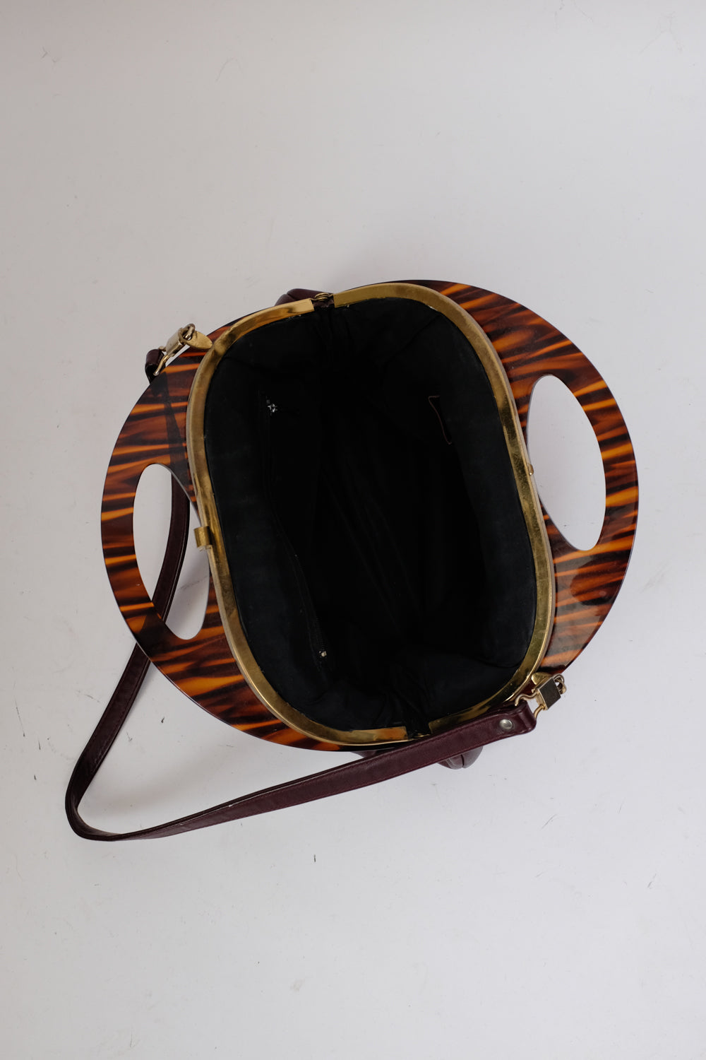 VINTAGE BURGUNDY LEATHER BAG