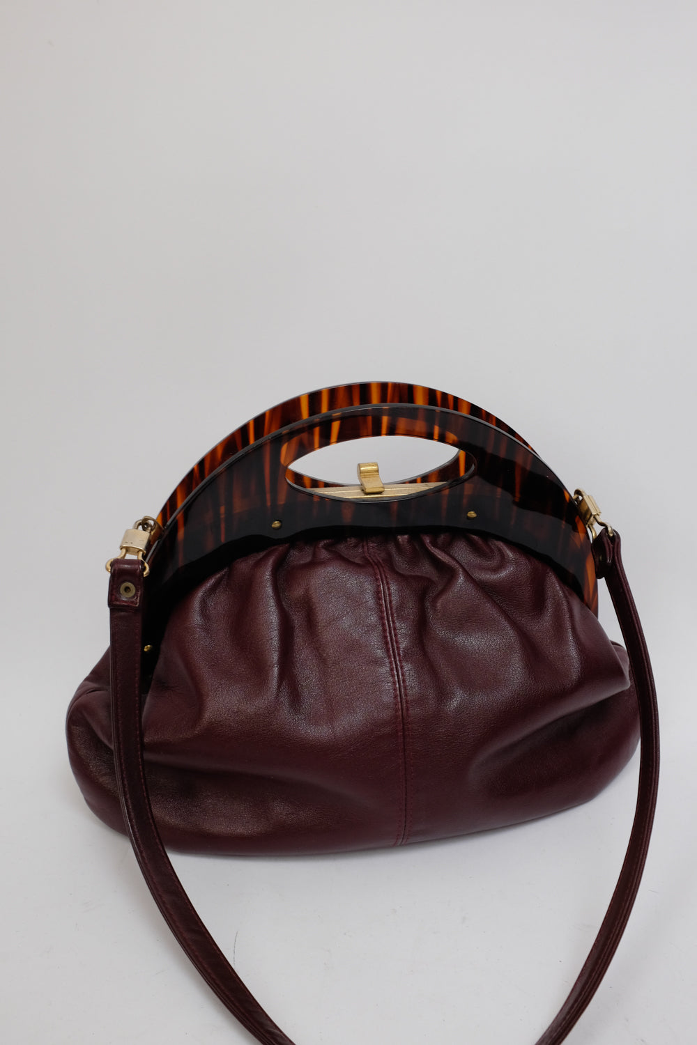 VINTAGE BURGUNDY LEATHER BAG