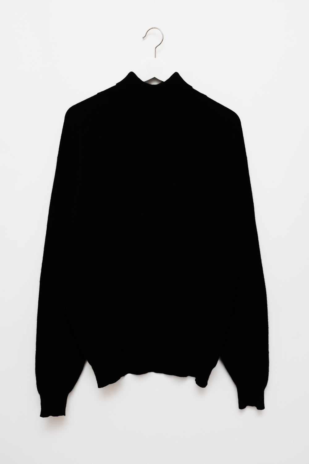 PURE CASHMERE BLACK TURTLE NECK KNIT