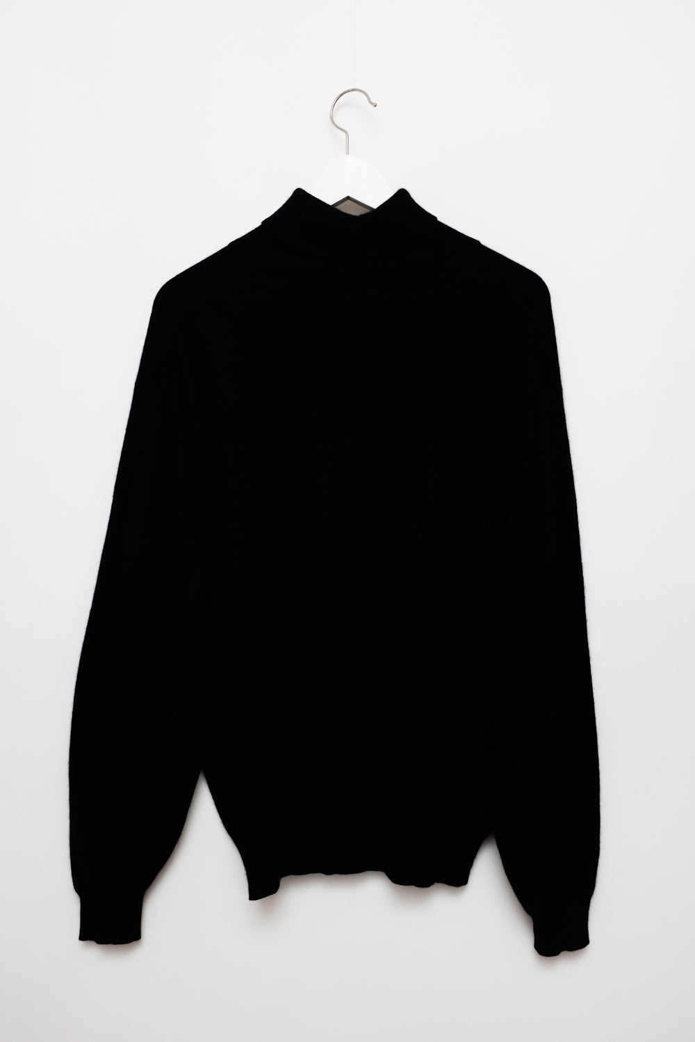 PURE CASHMERE BLACK TURTLE NECK KNIT