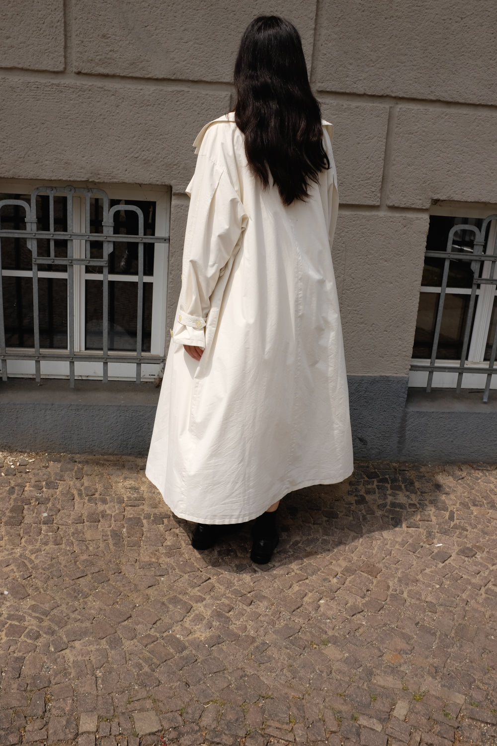 CREAM VINTAGE LONG TRENCH COAT