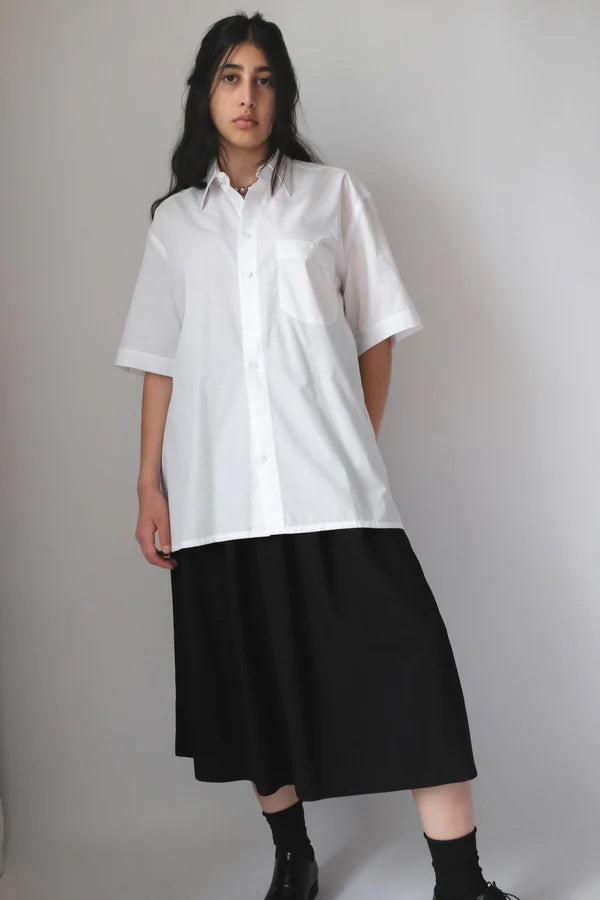 CLASSY SHORT ARM WHITE OVERSIZE SHIRT