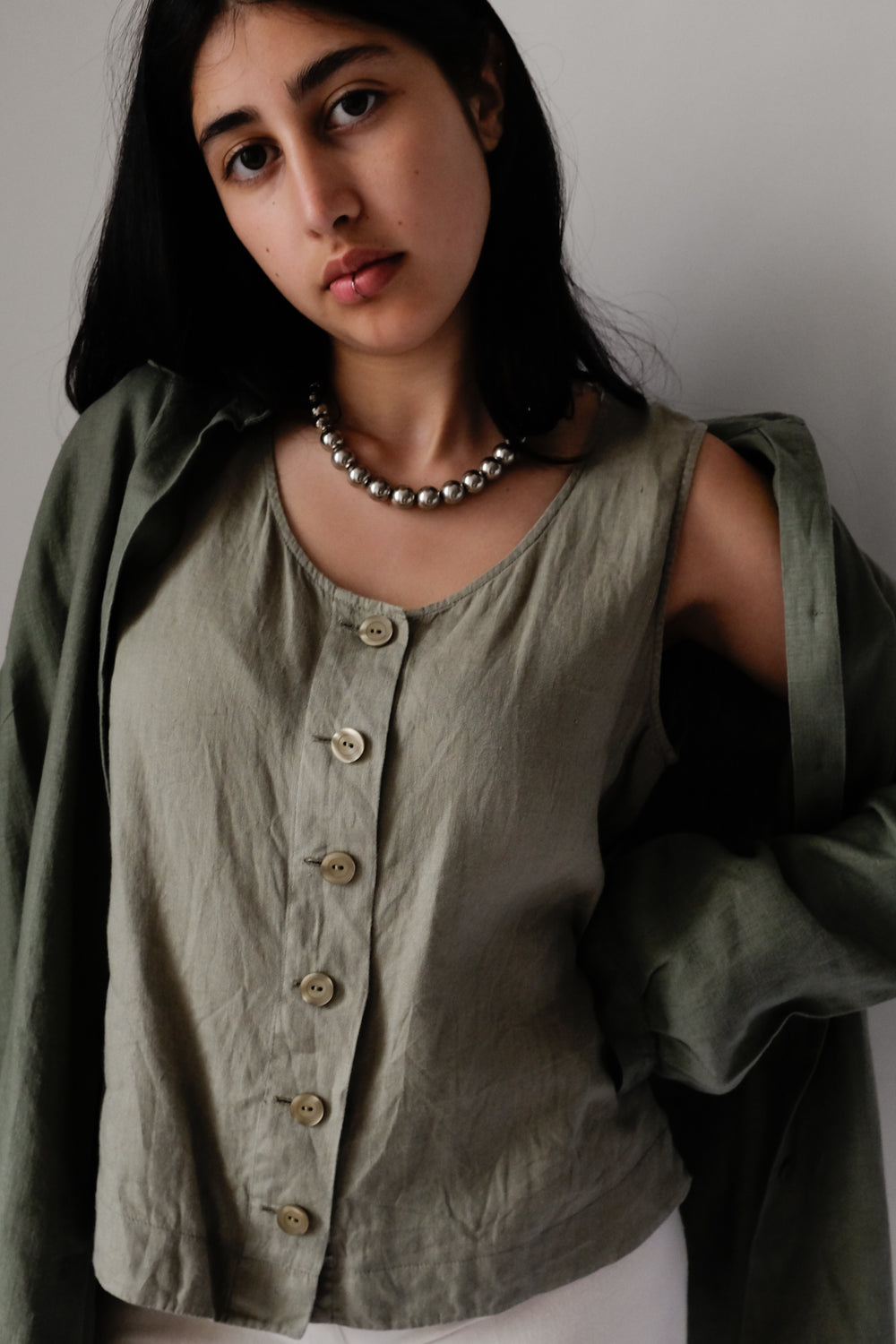 PURE LINEN OLIVE OVERSIZE SHIRT JACKET