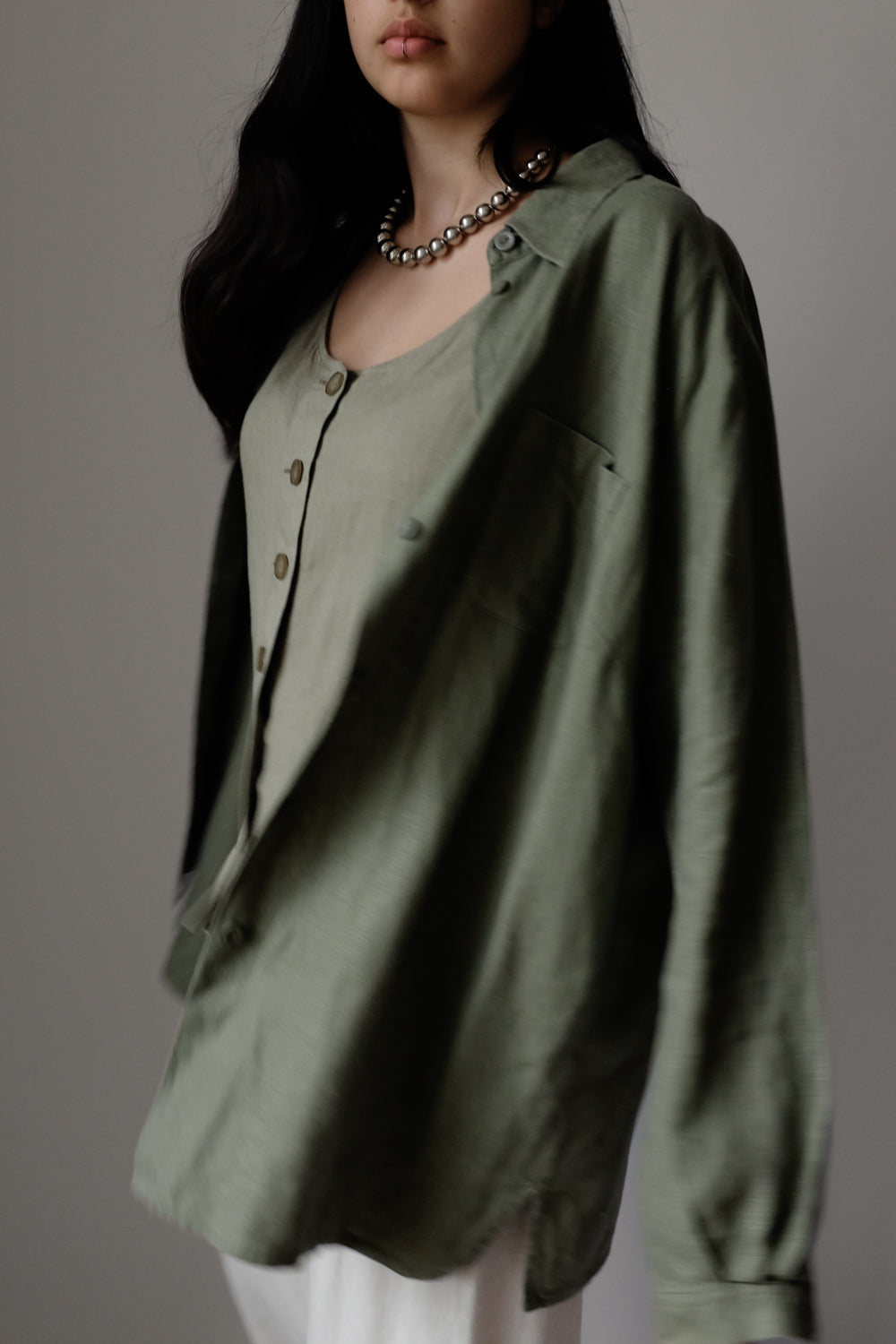 PURE LINEN OLIVE OVERSIZE SHIRT JACKET