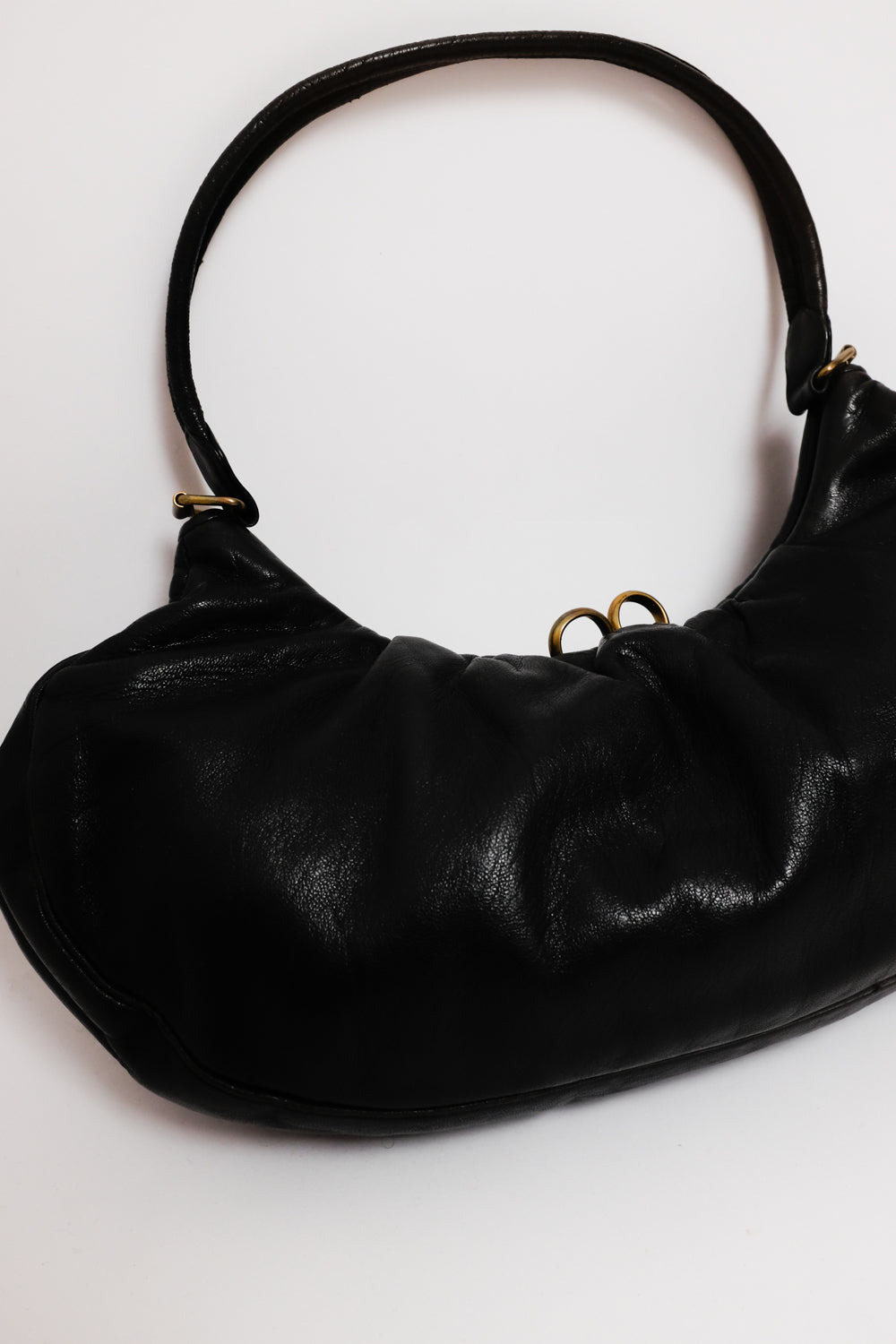 UNDER ARM VINTAGE LEATHER BAG