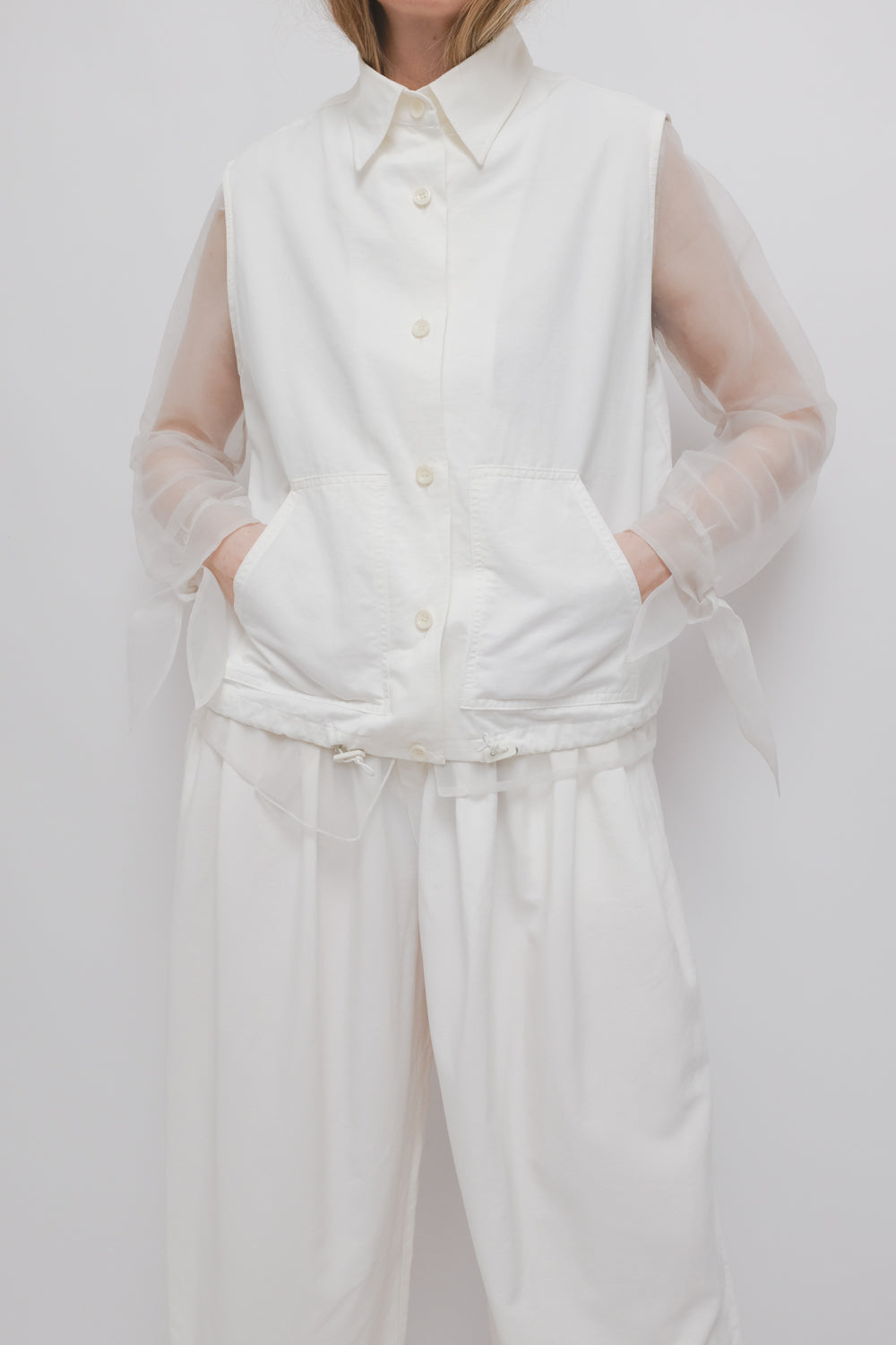 WHITE VINTAGE FUTURISTIC SHIRT VEST