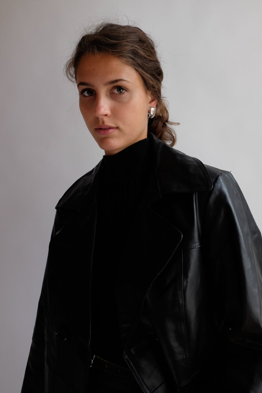 BLACK LEATHER VINTAGE JACKET