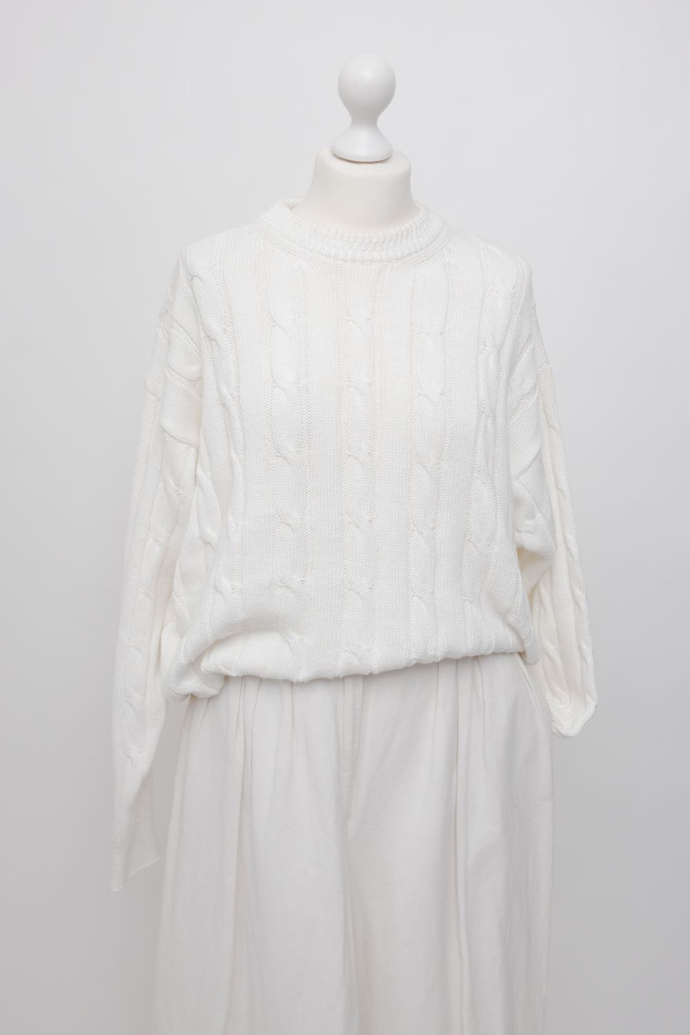 0052_COTTON CHUNKY CABLE KNIT SWEATER