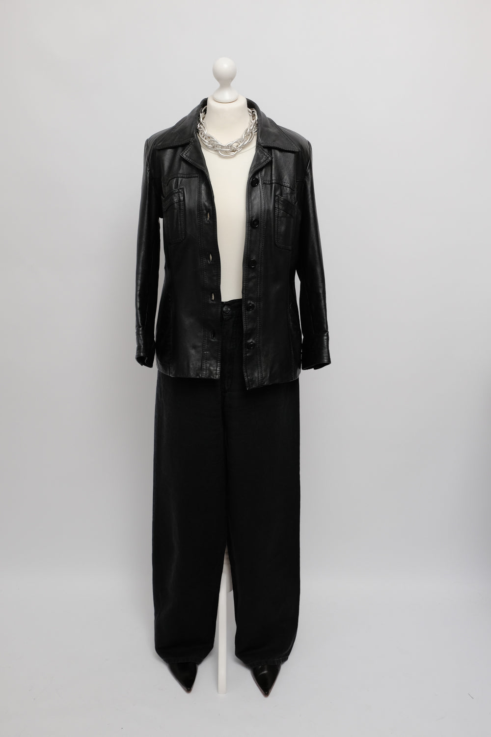 BLACK LEATHER VINTAGE BLAZER
