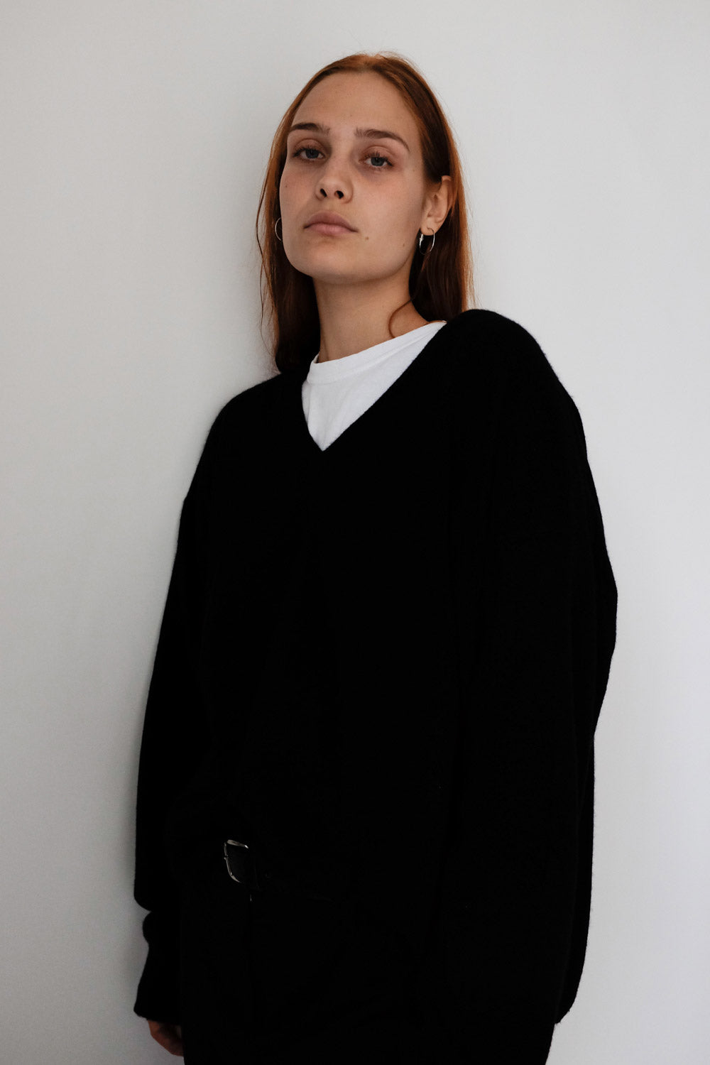 PURE CASHMERE CHUNKY BLACK V-NECK SWEATER