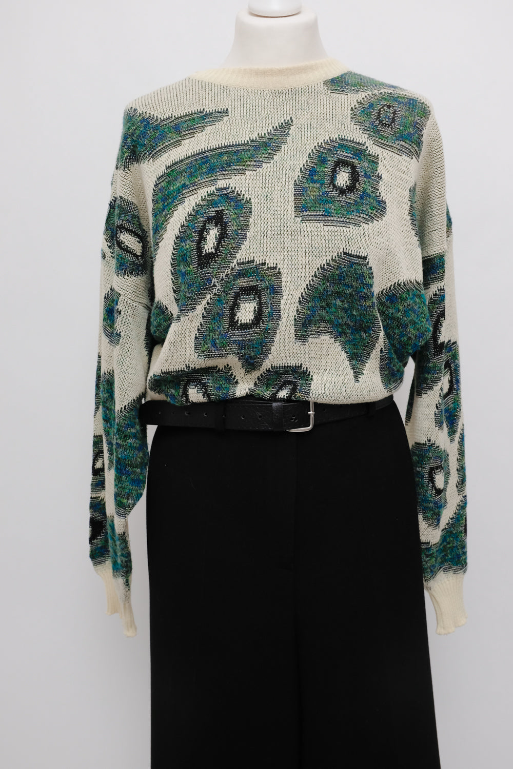 PEACOCK VINTAGE KNIT OVER SWEATER
