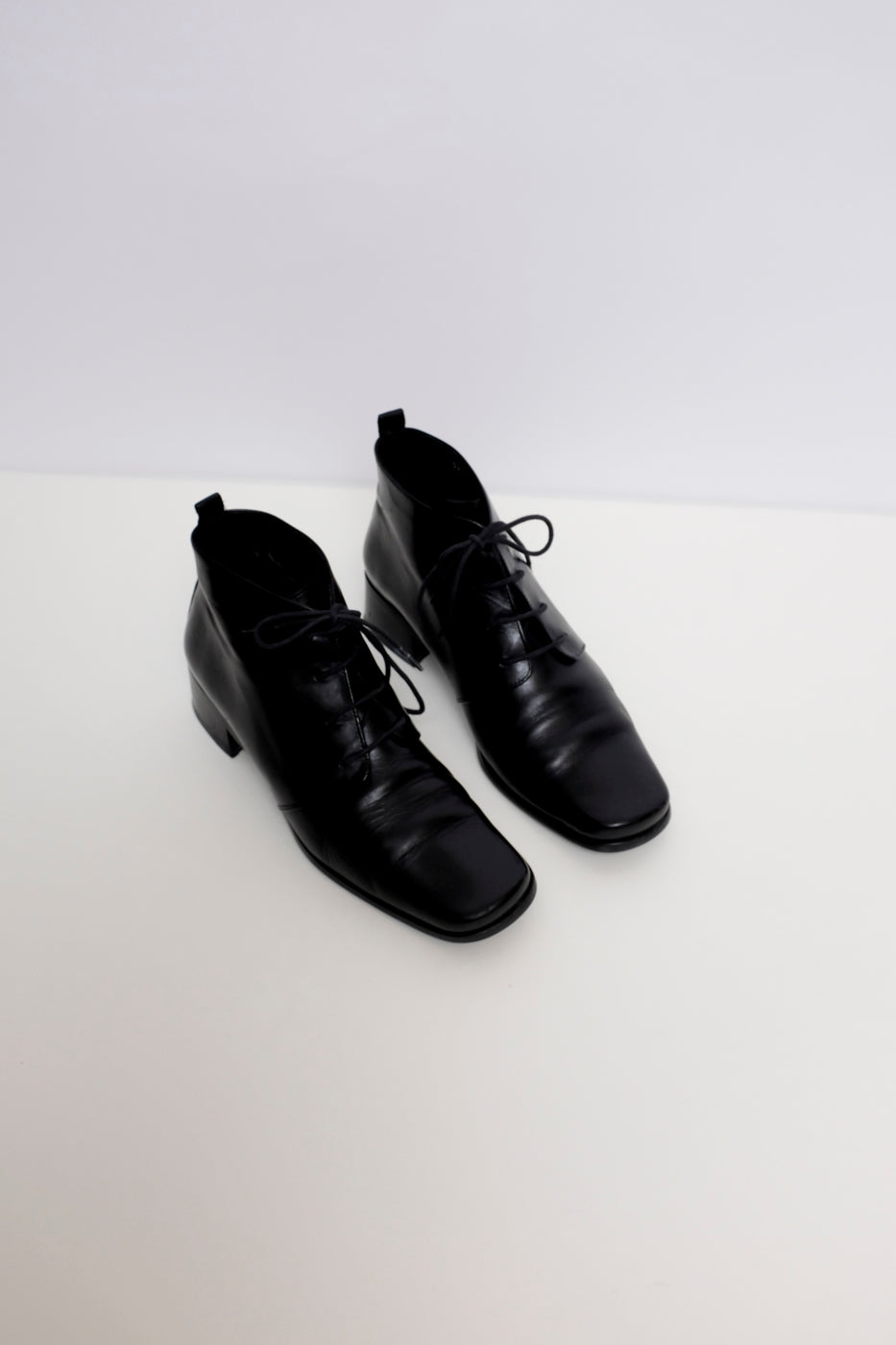 0017_BLACK LEATHER LACE UP 37 BOOTIES
