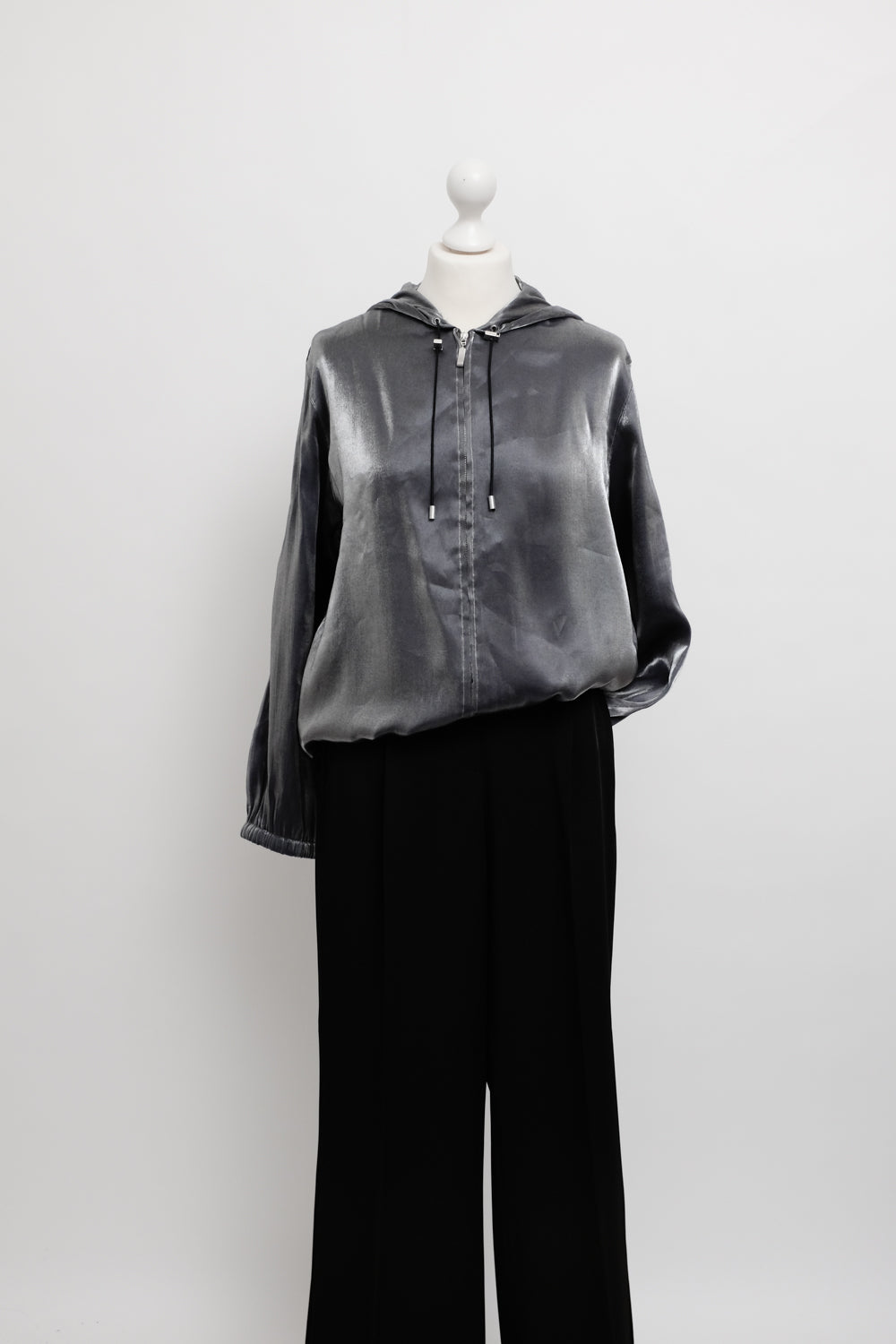 0061_METALLIC SILVER VINTAGE HOODED JACKET