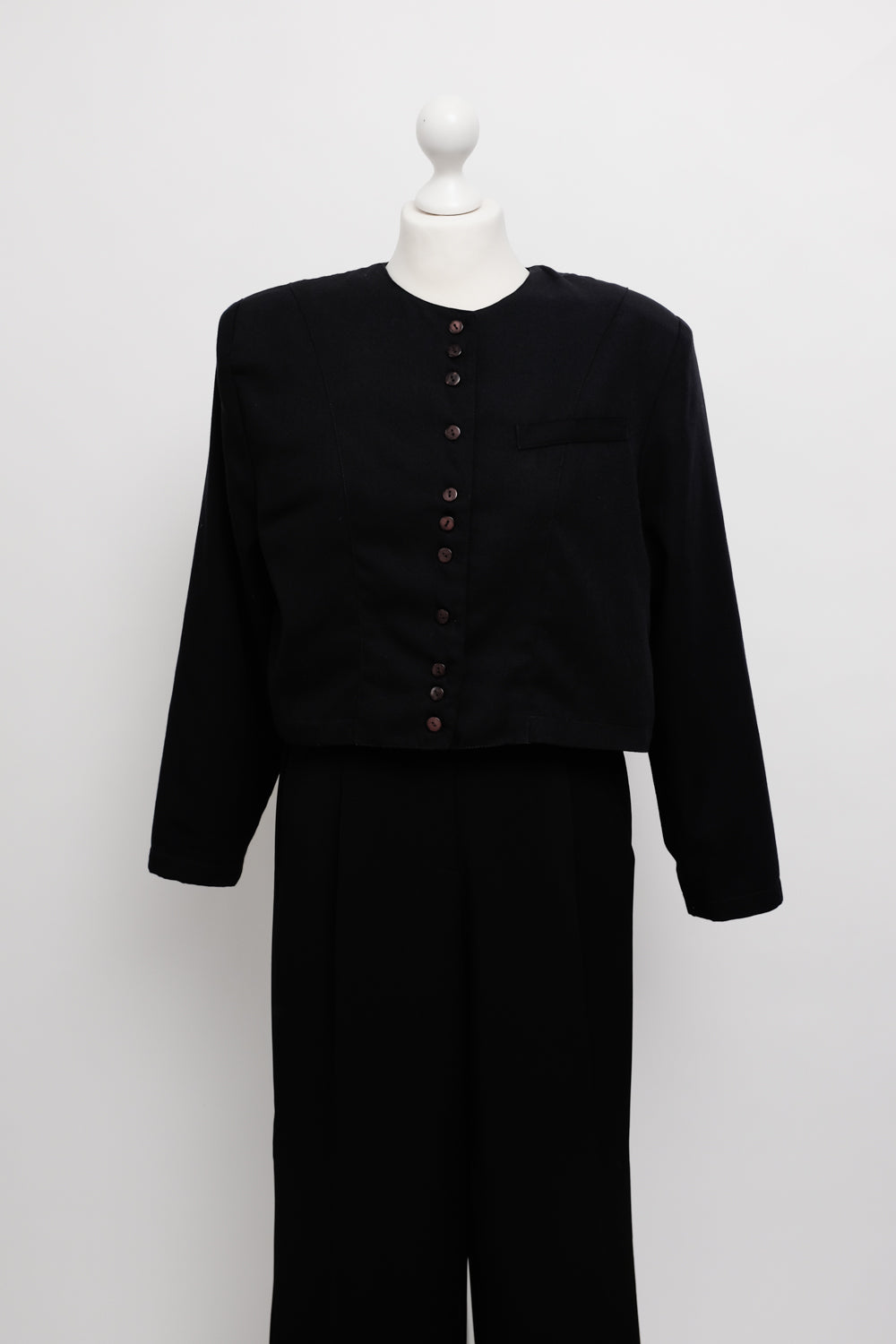 CROP VINTAGE BLACK BOXY BLAZER