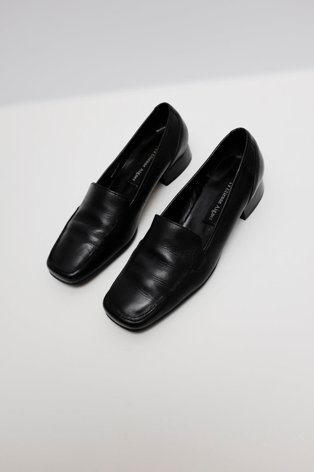 AIGNER VINTAGE BLACK LEATHER 36 37 LOAFERS