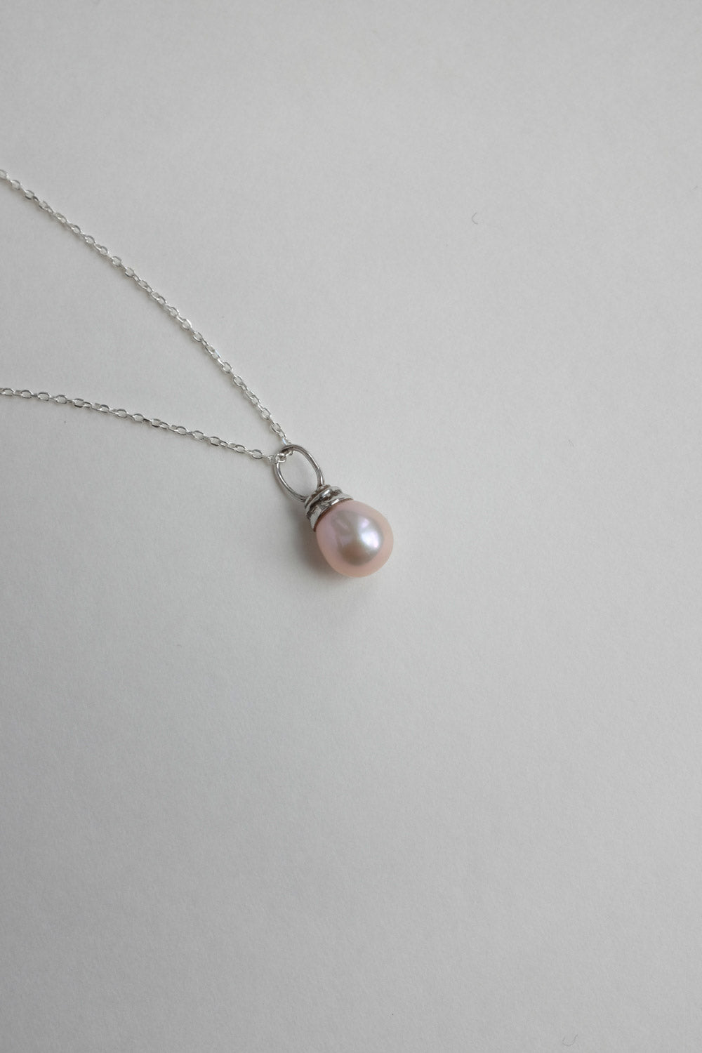 0029_SIMPLE LONG ROSE PEARL NECKLACE 925